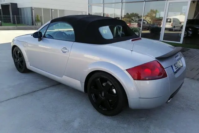 Audi TT Roadster 1.8 T quattro 8