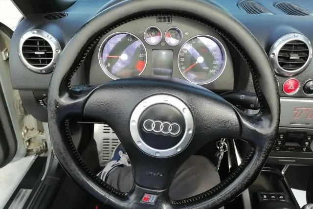 Audi TT Roadster 1.8 T quattro 23
