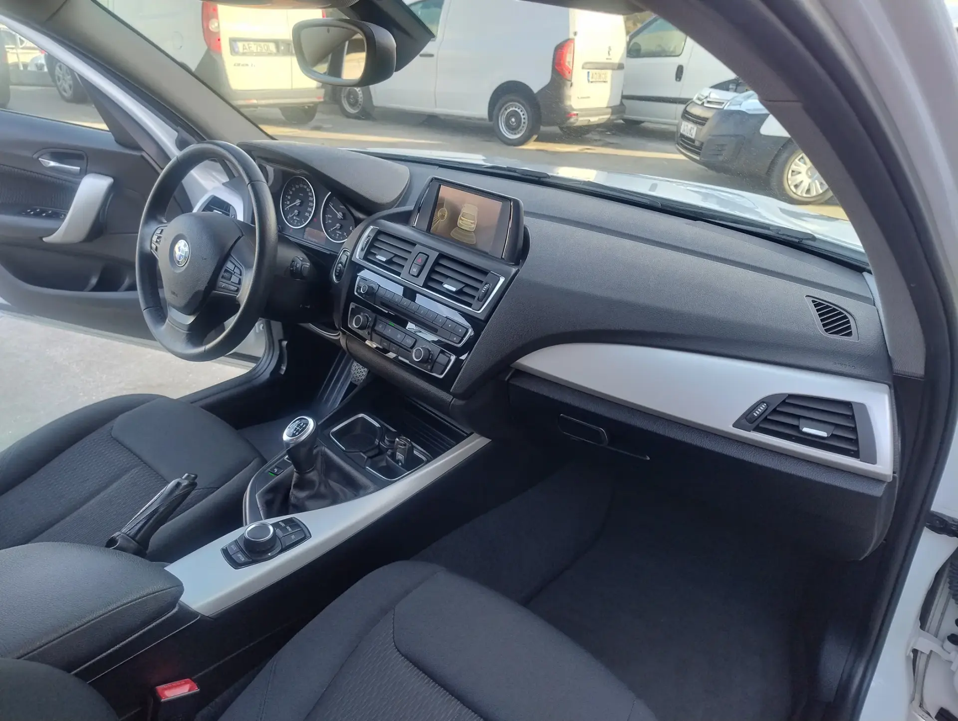 BMW 116 d Advantage 18