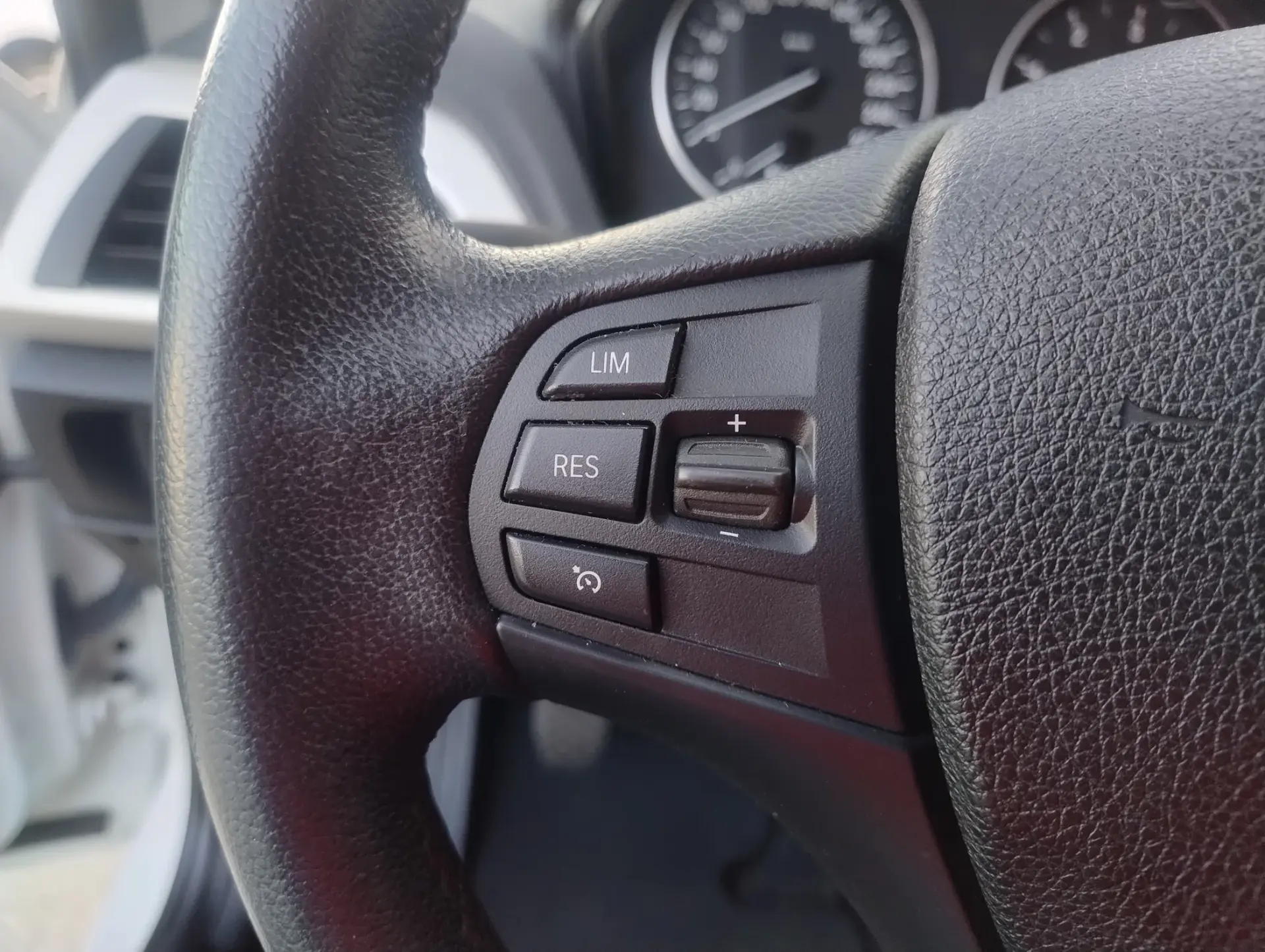 BMW 116 d Advantage 28