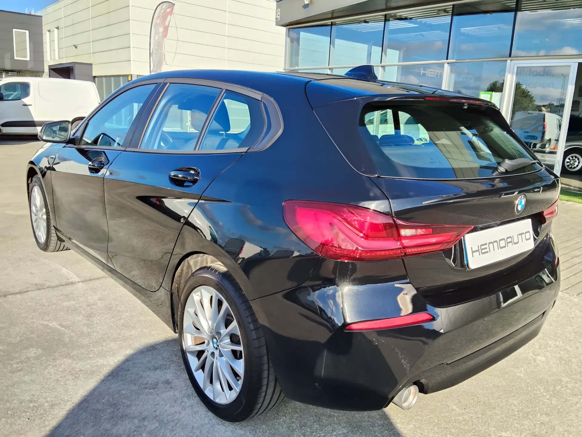 BMW 116 d Corporate Edition Auto 10