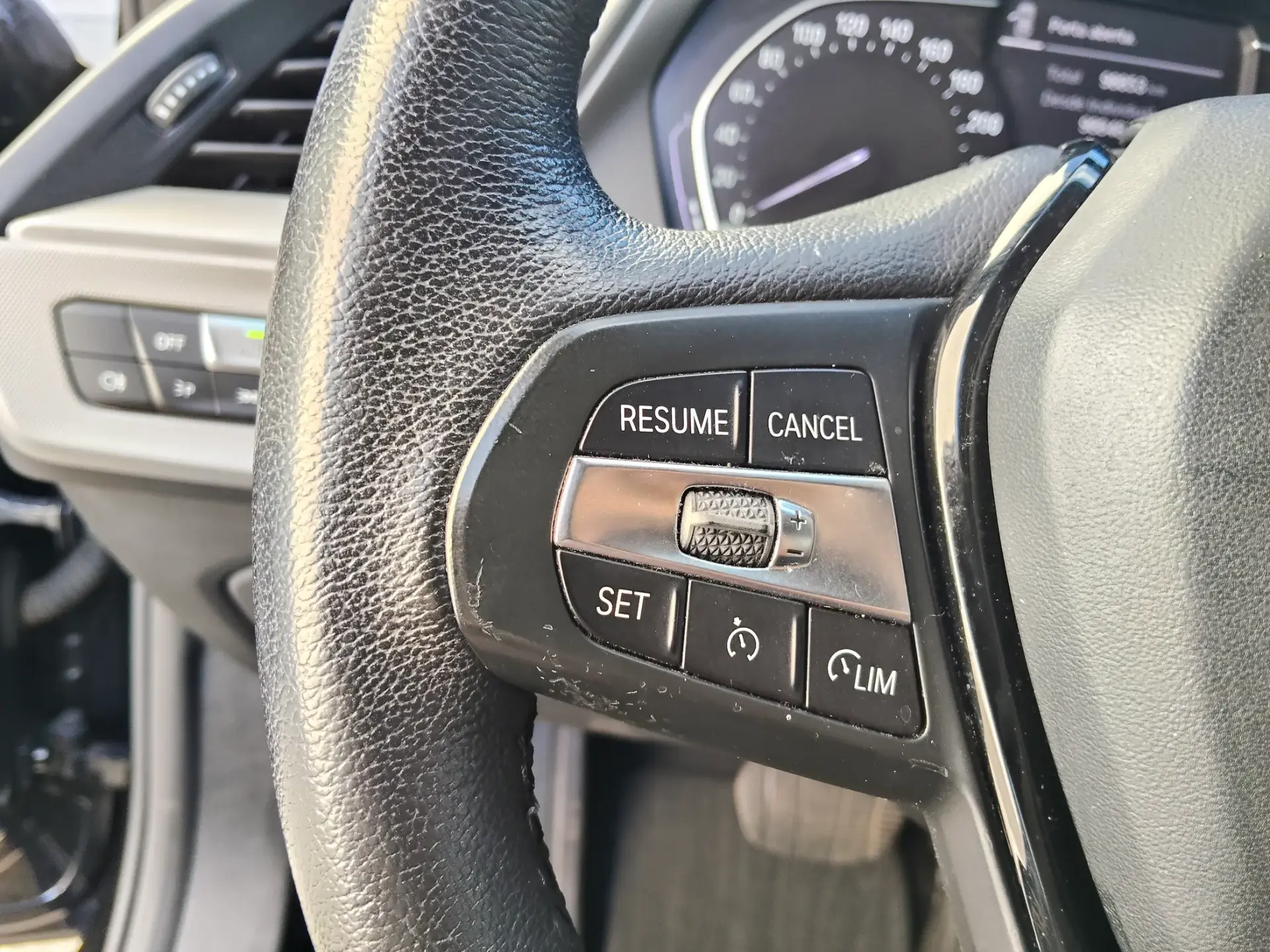 BMW 116 d Corporate Edition Auto 32