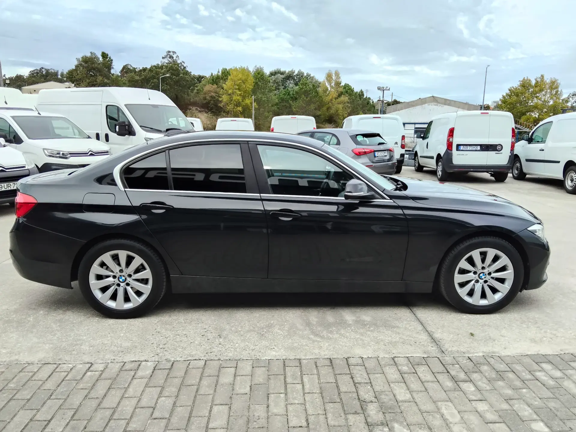 BMW 316 d Line Sport 6
