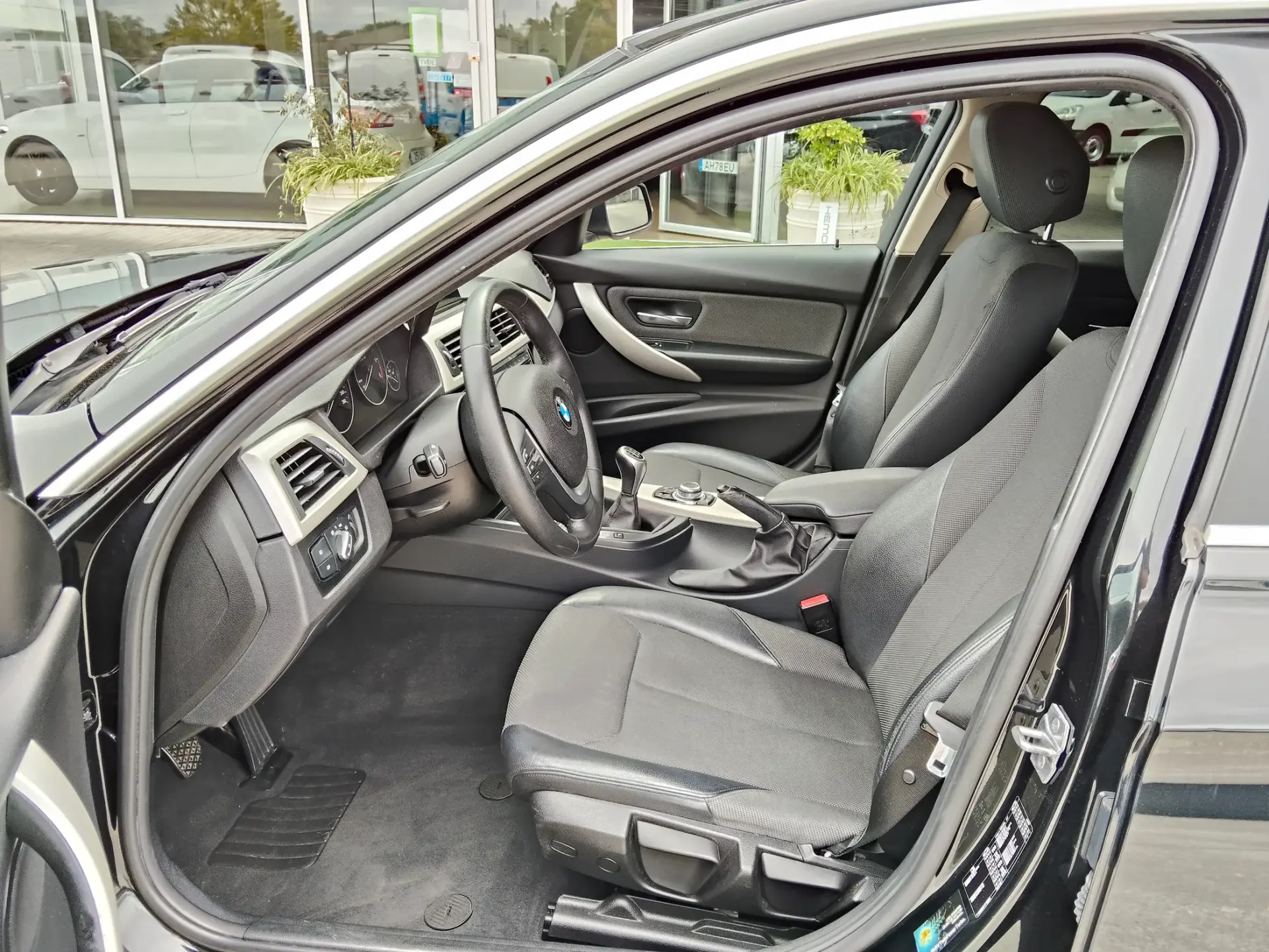 BMW 316 d Line Sport 11