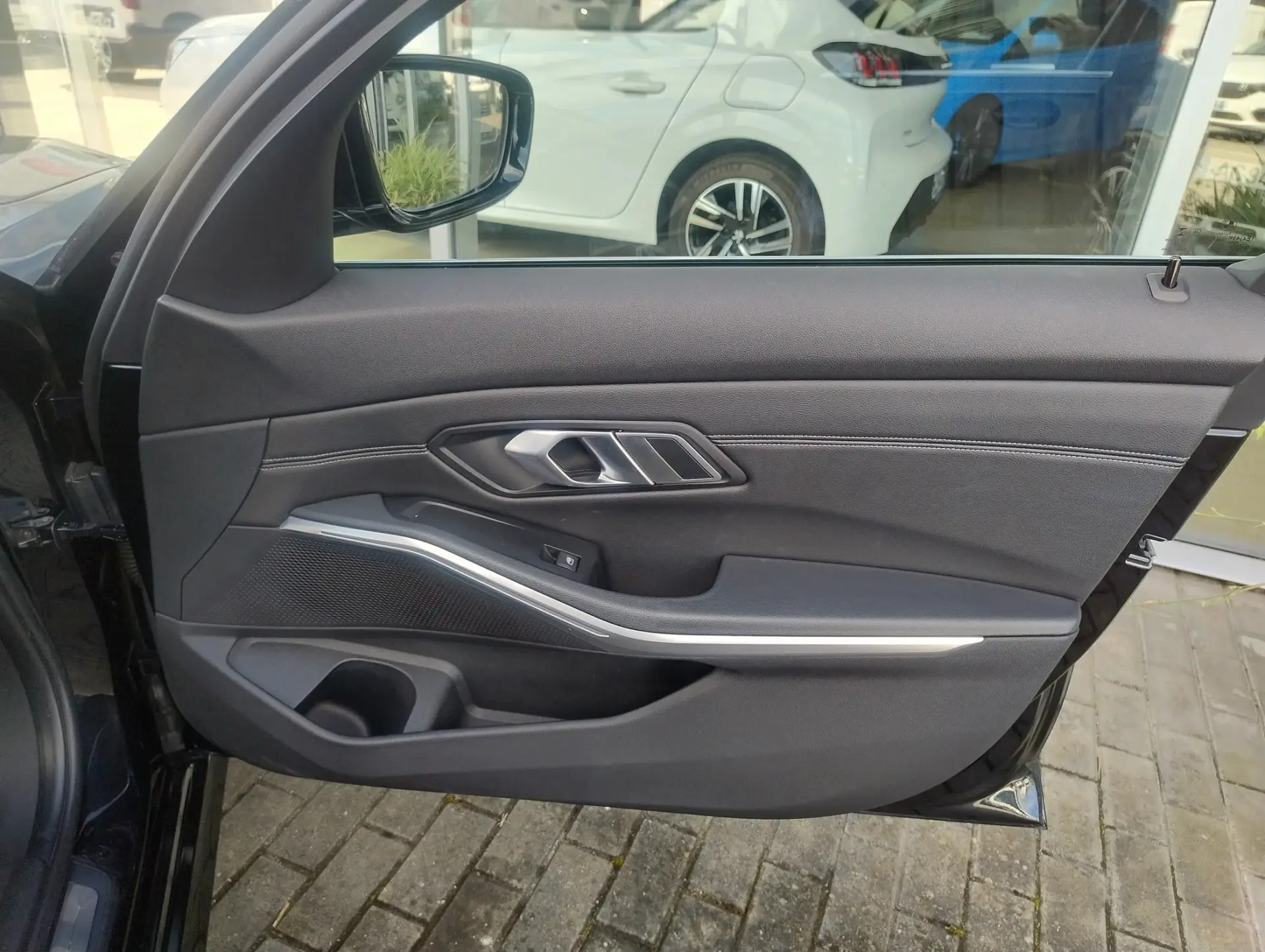 BMW 320 d Line Sport Auto 25