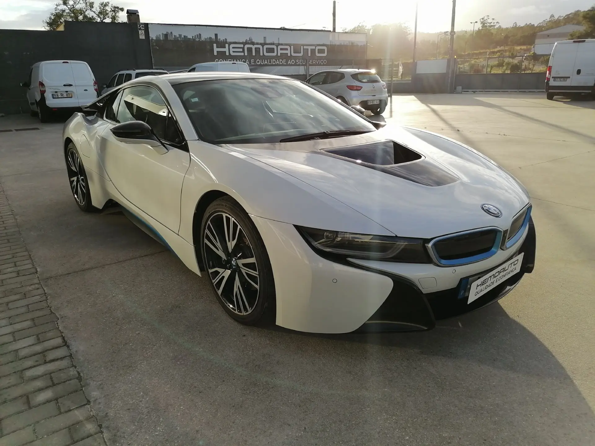 BMW i8 Standard 2