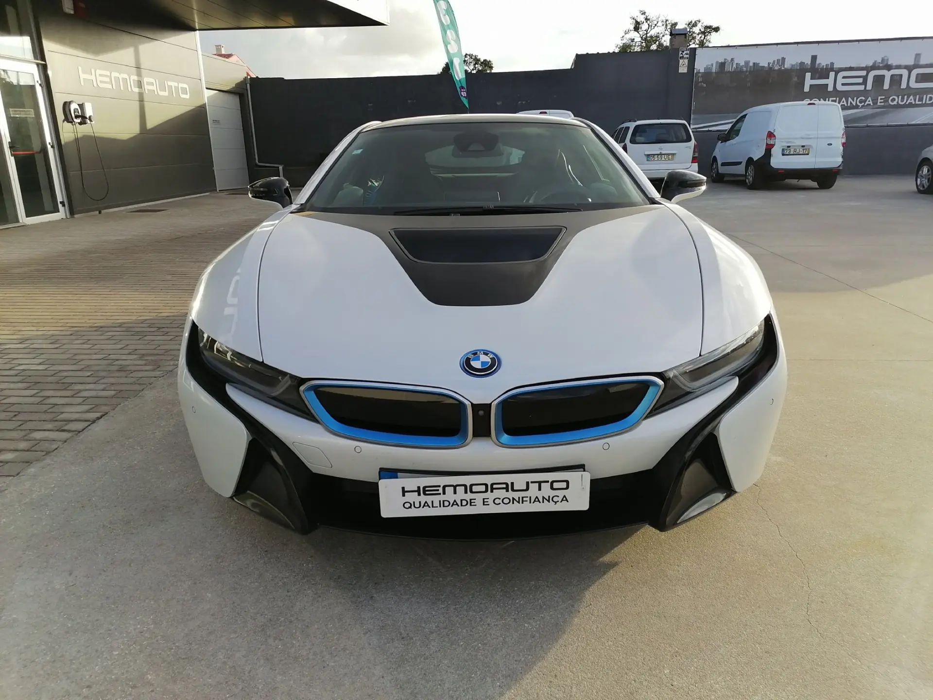 BMW i8 Standard 4