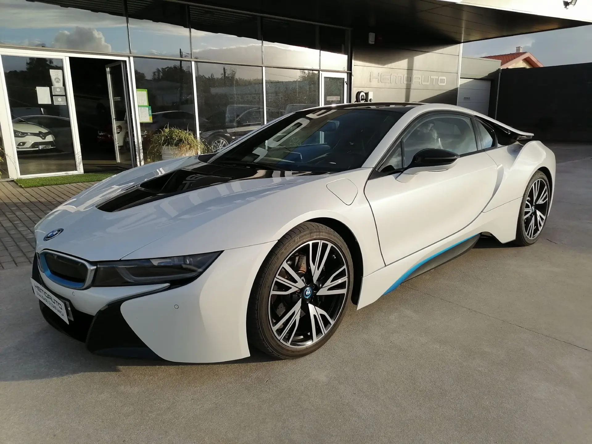 BMW i8 Standard 6