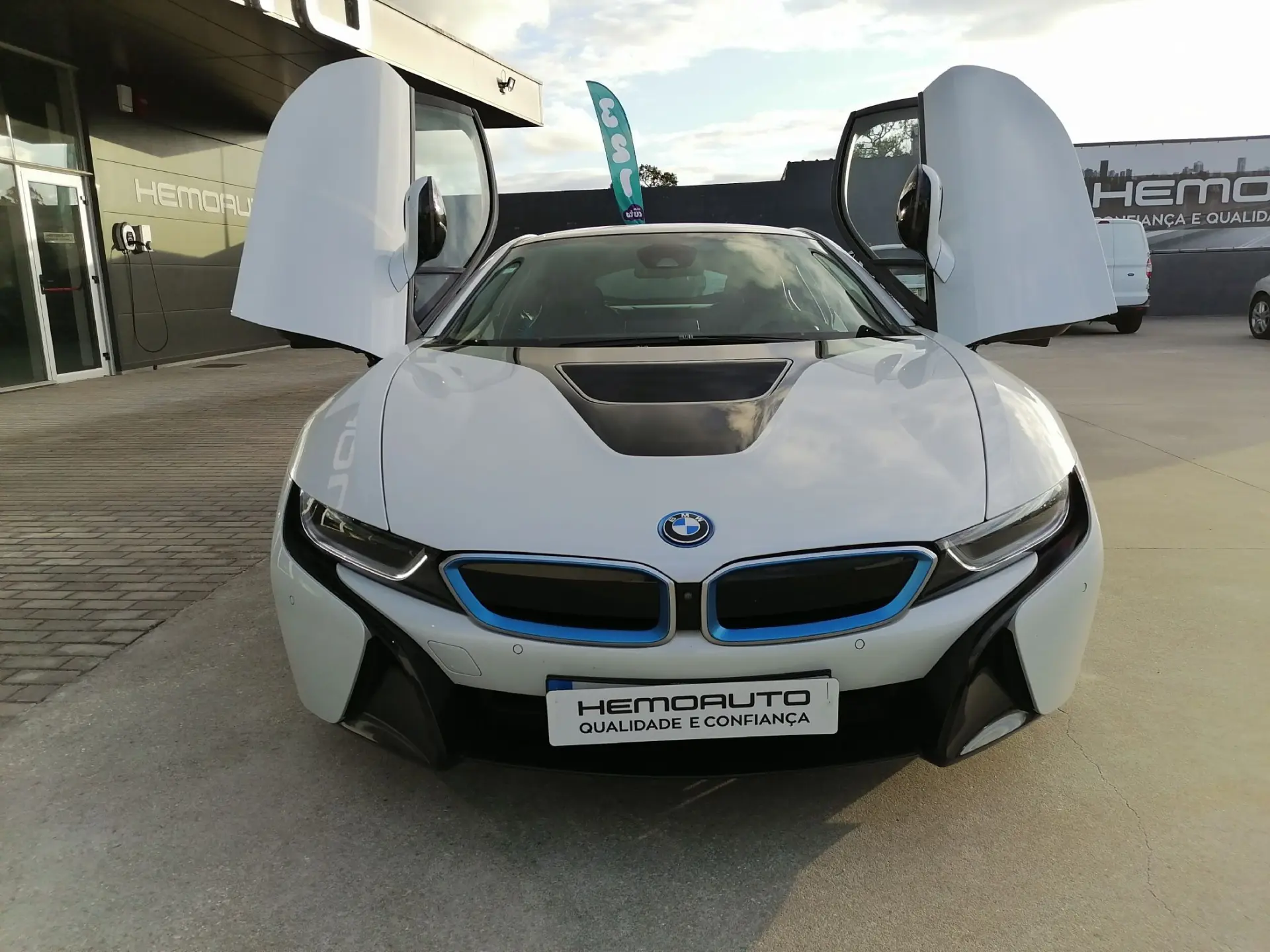BMW i8 Standard 13