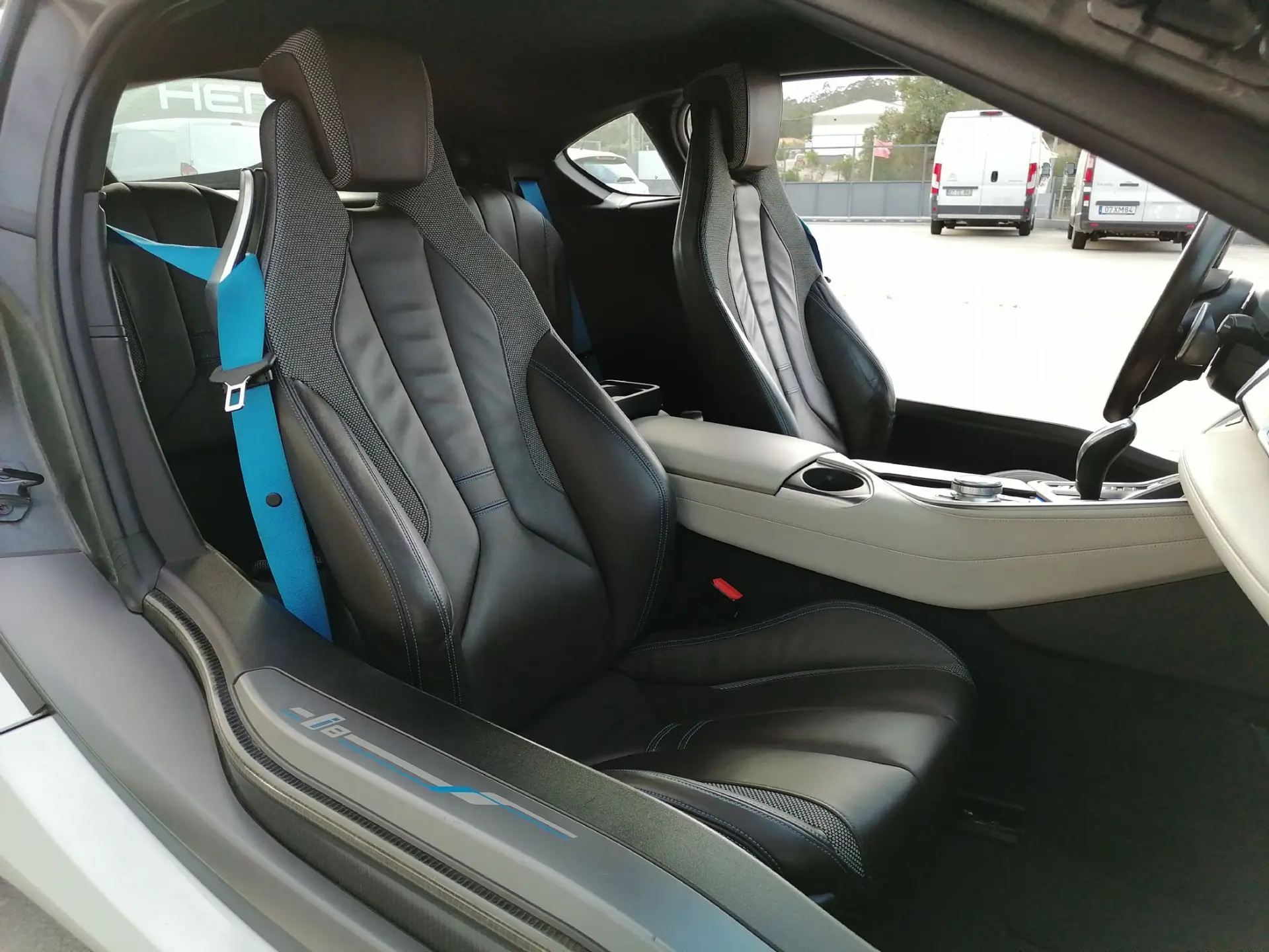BMW i8 Standard 42