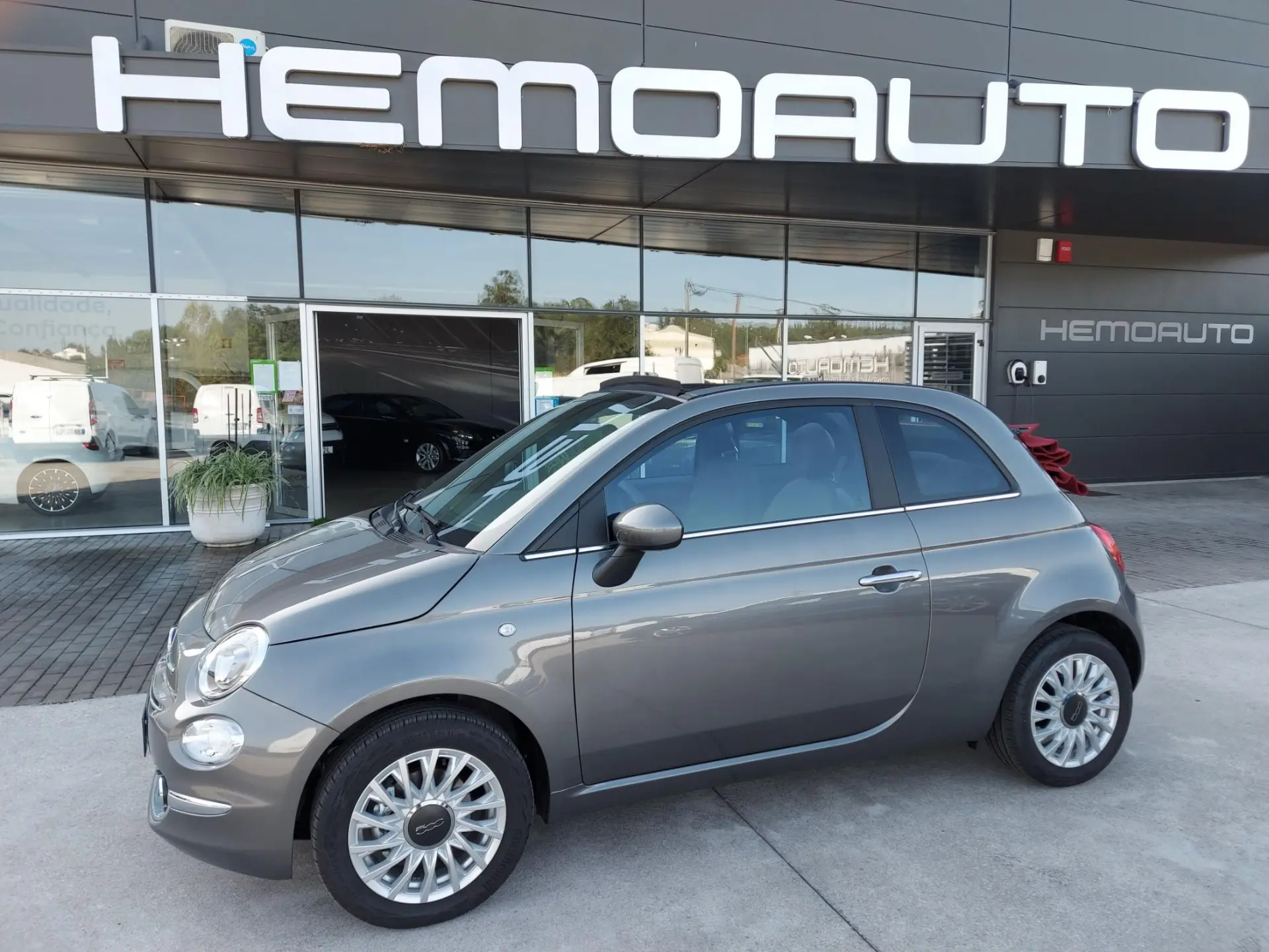 Fiat 500C 1.0 Hybrid 11