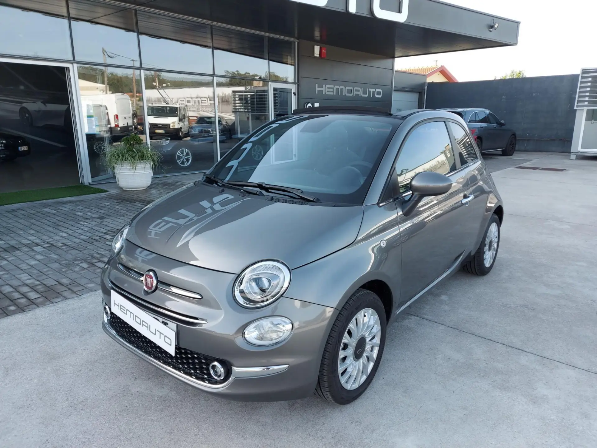 Fiat 500C 1.0 Hybrid 12