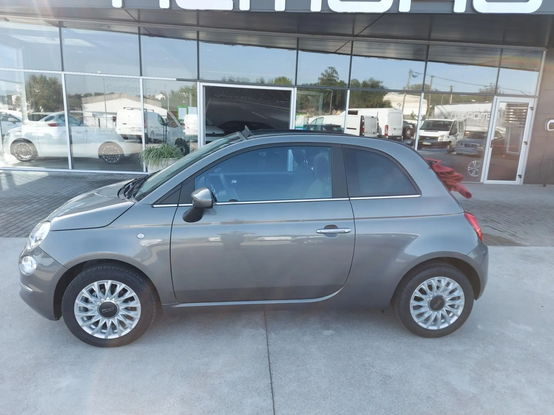 Fiat 500C 1.0 Hybrid 18