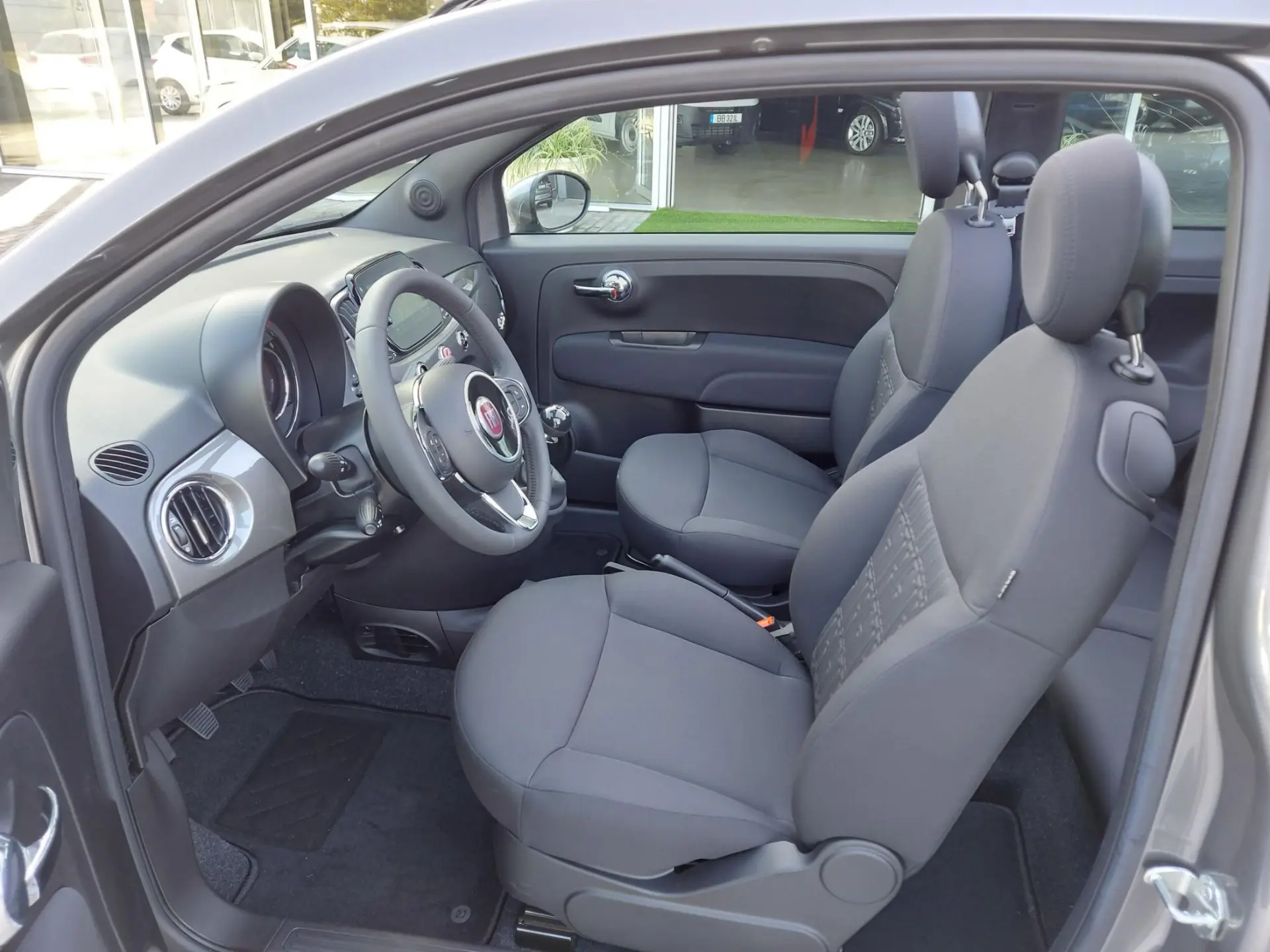 Fiat 500C 1.0 Hybrid 19