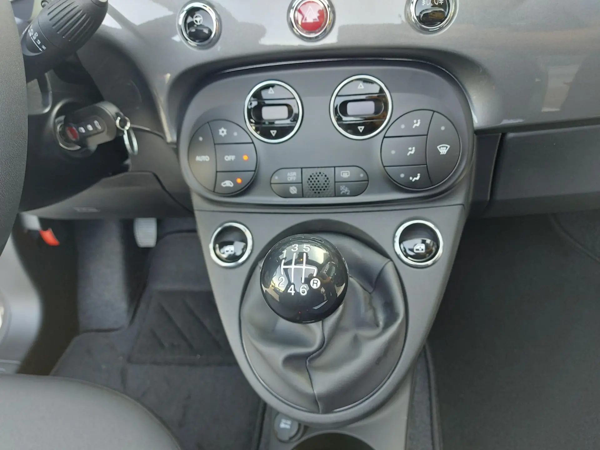 Fiat 500C 1.0 Hybrid 28