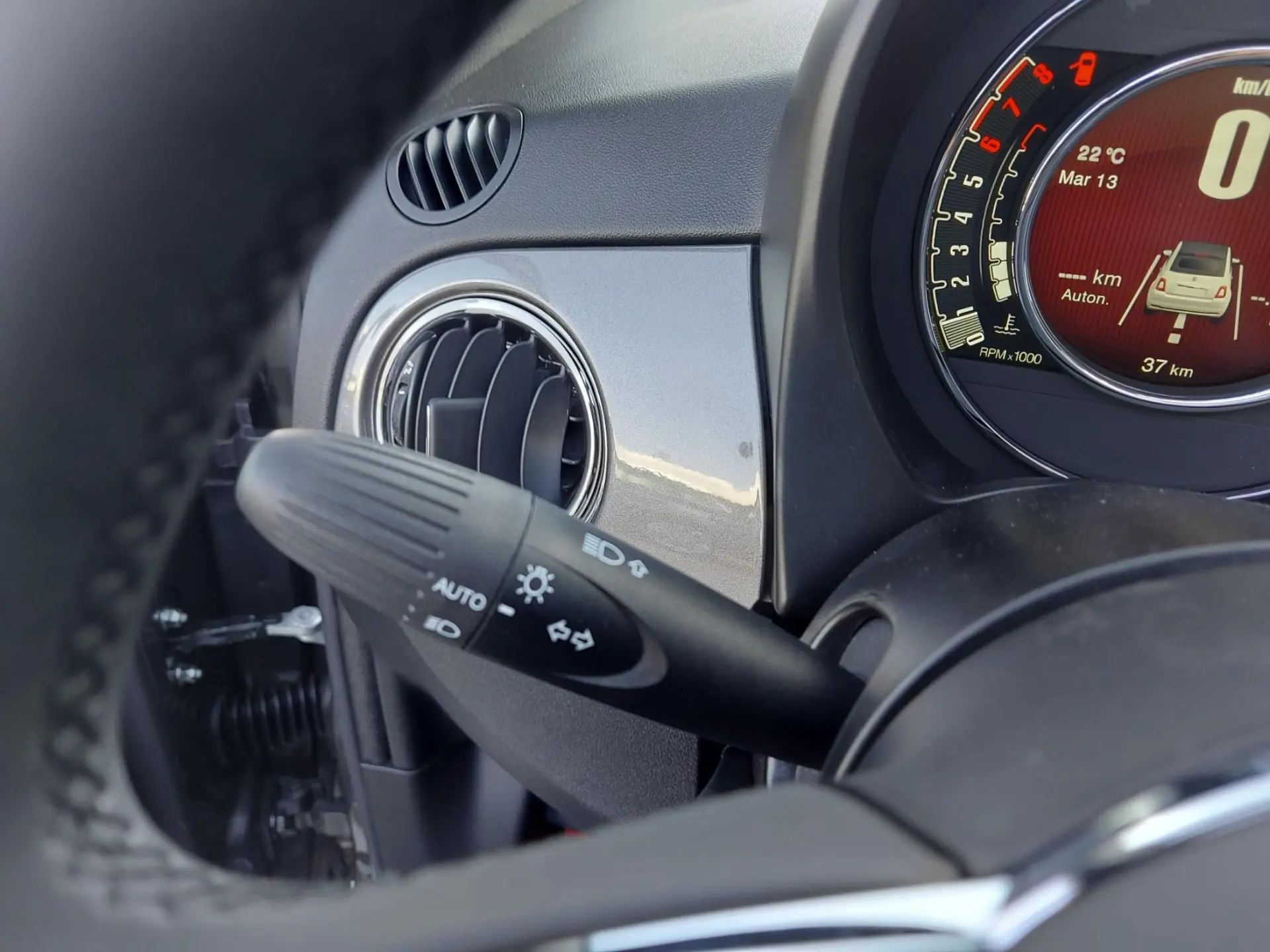 Fiat 500C 1.0 Hybrid 39