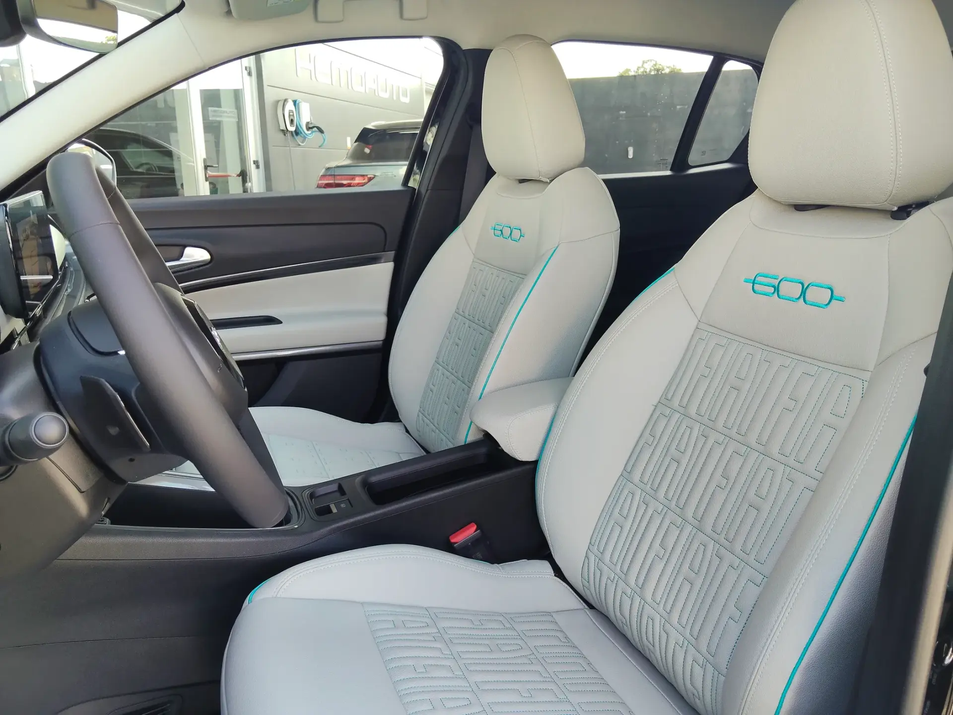 Fiat 600 1.2 Hybrid La Prima 27