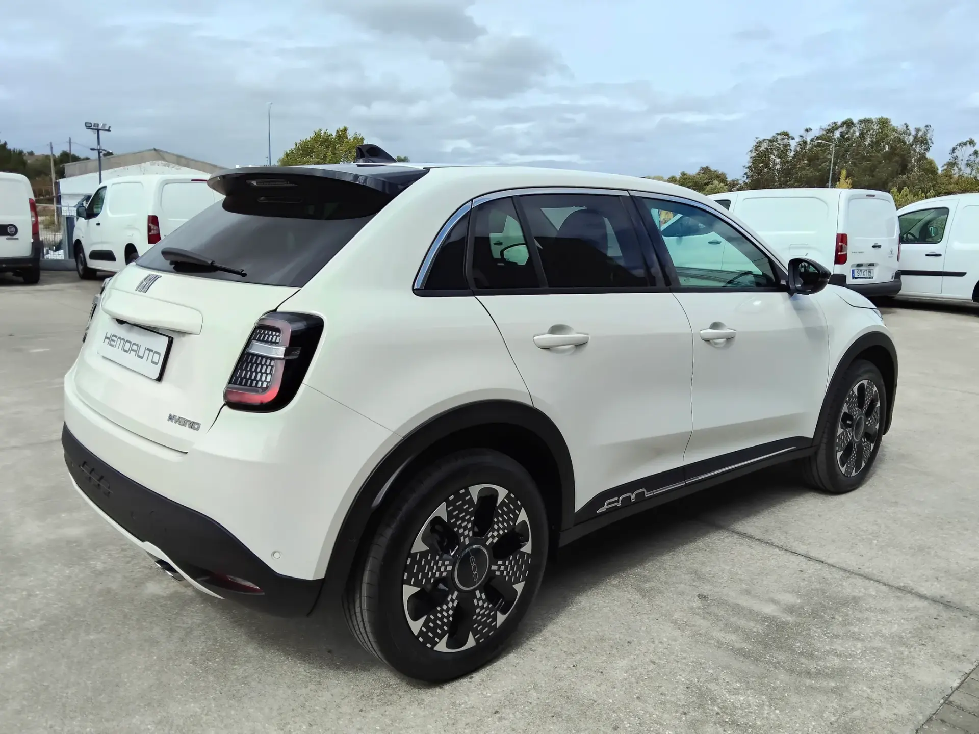 Fiat 600 1.2 Hybrid La Prima 10