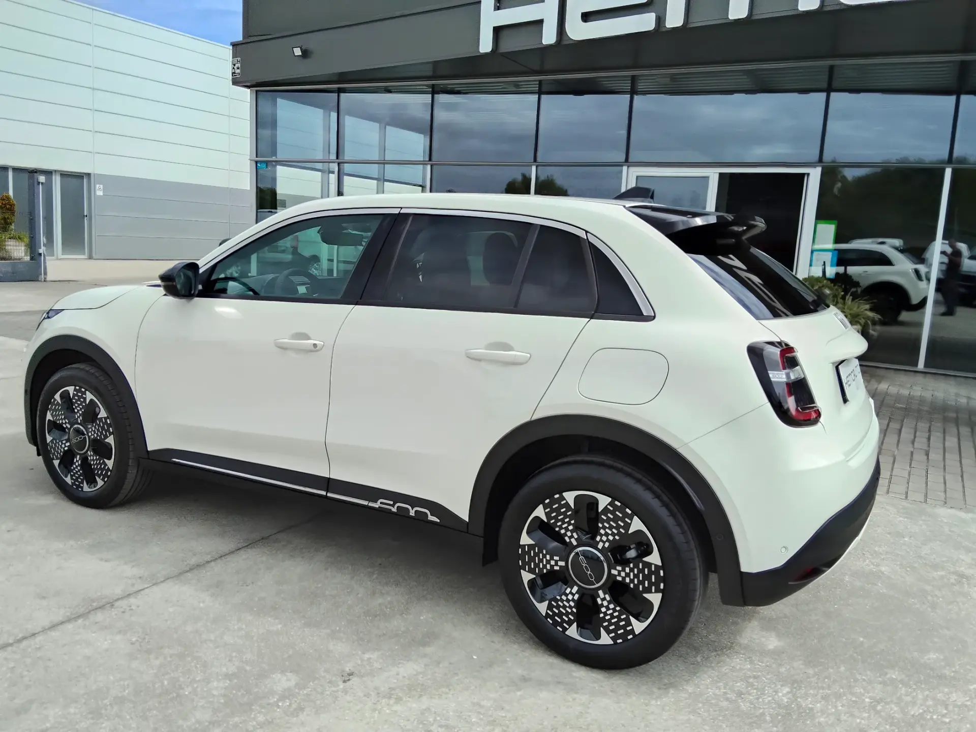 Fiat 600 1.2 Hybrid La Prima 14