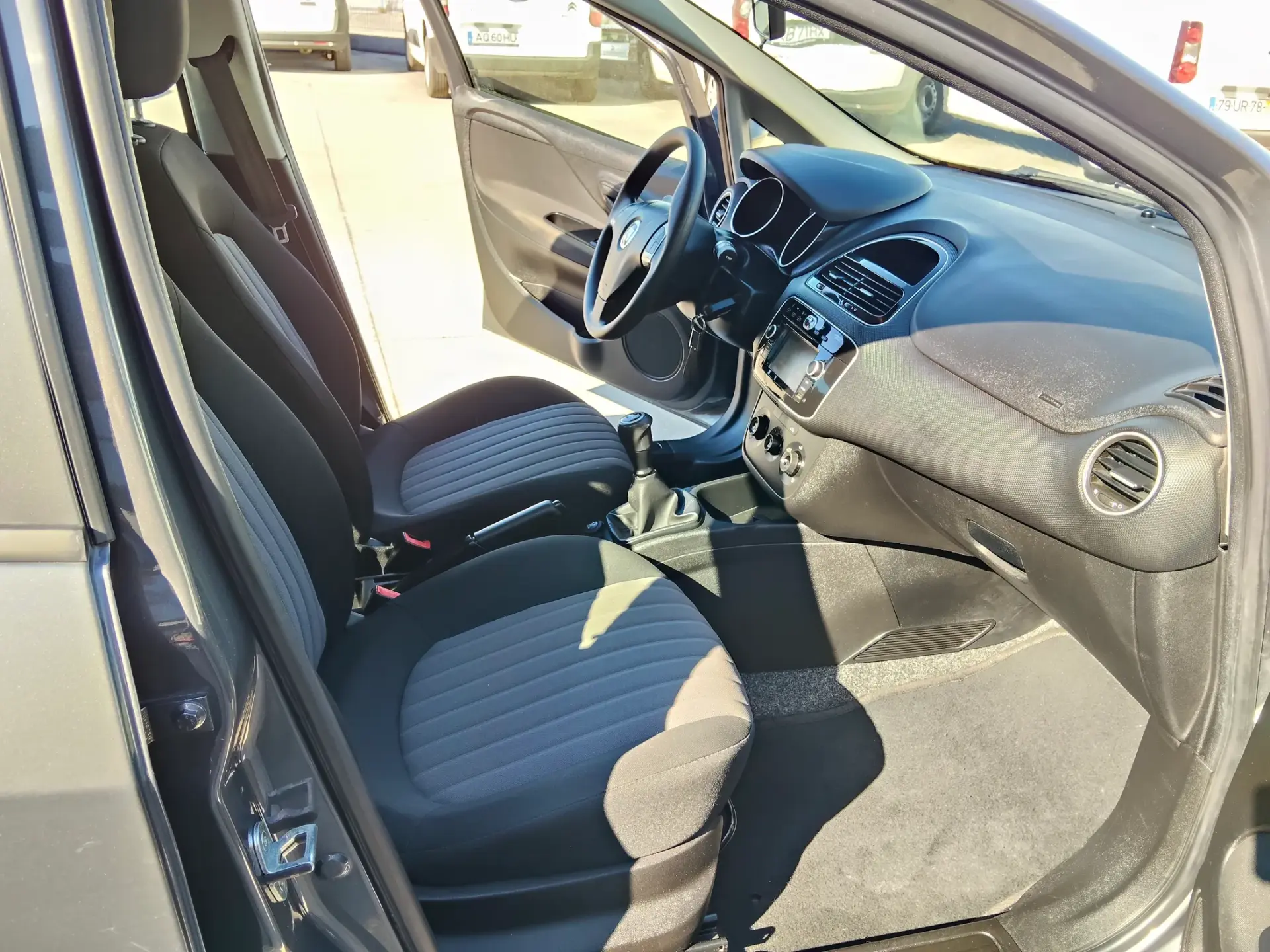 Fiat Grande Punto 1.3 M-Jet Easy S&S 15