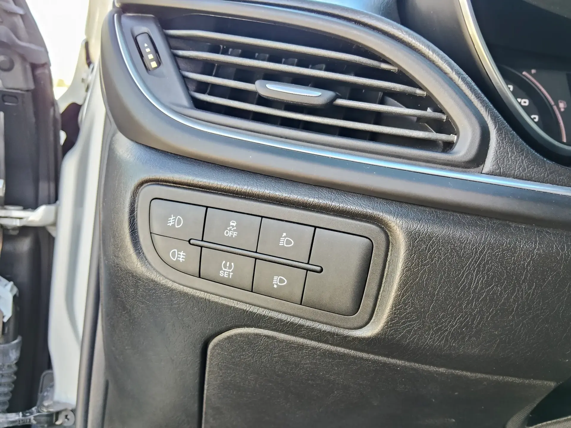 Fiat Tipo Station Wagon 1.3 M-Jet Lounge 28