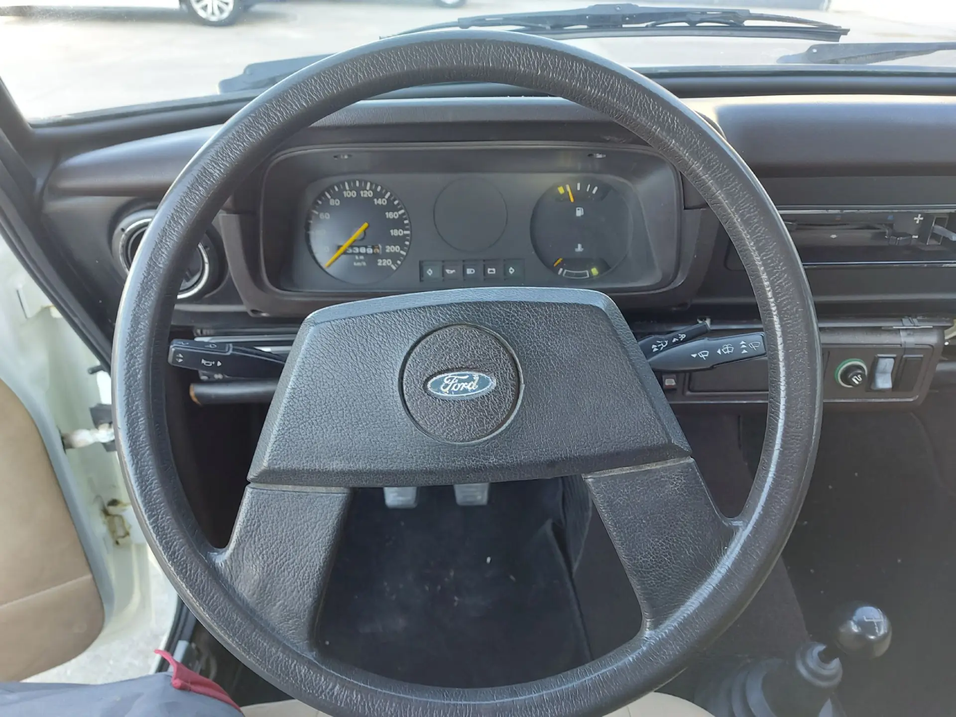 Ford Escort 1.3 16