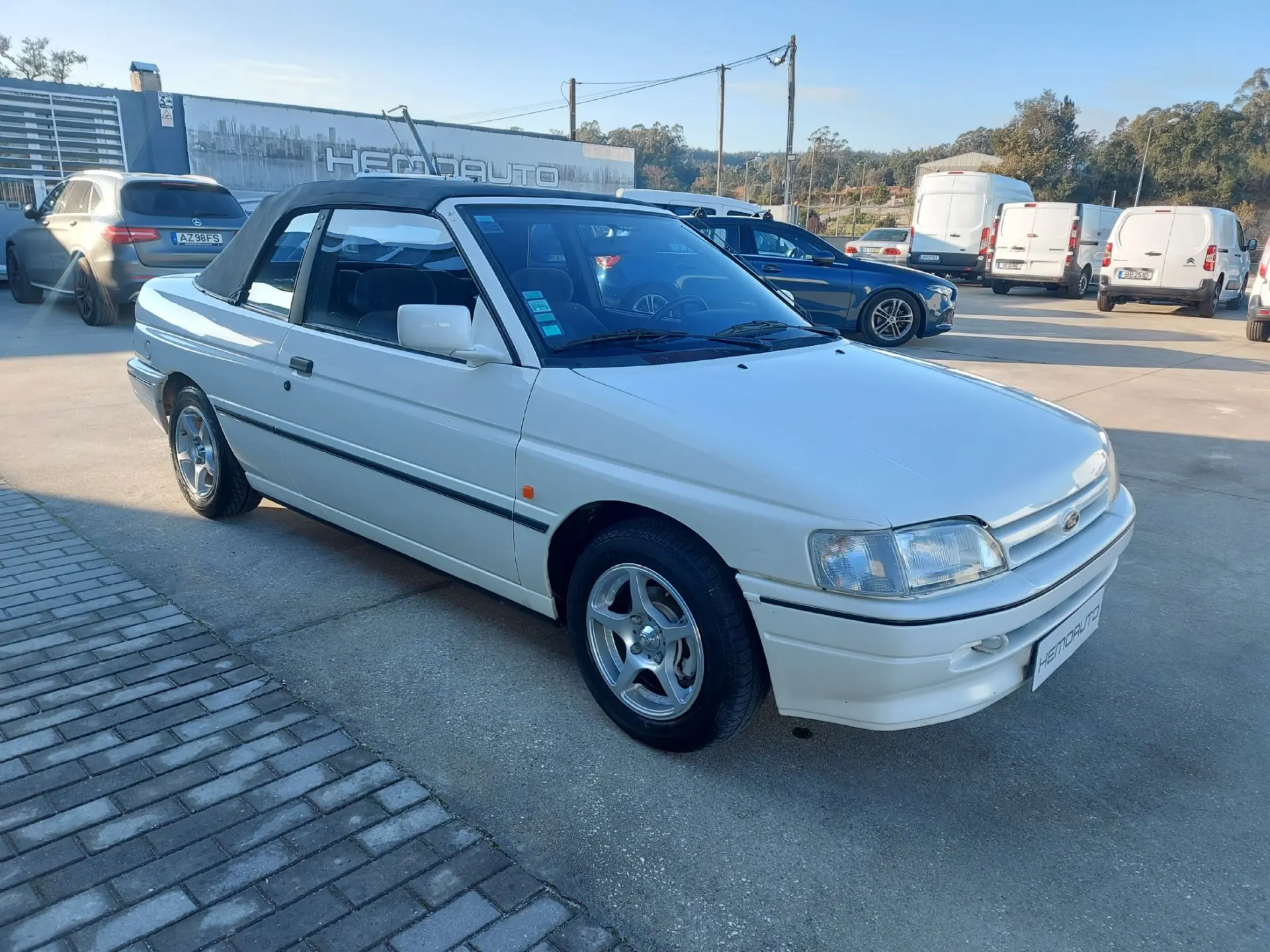 Ford Escort Cabrio 1.4 Luxury 3