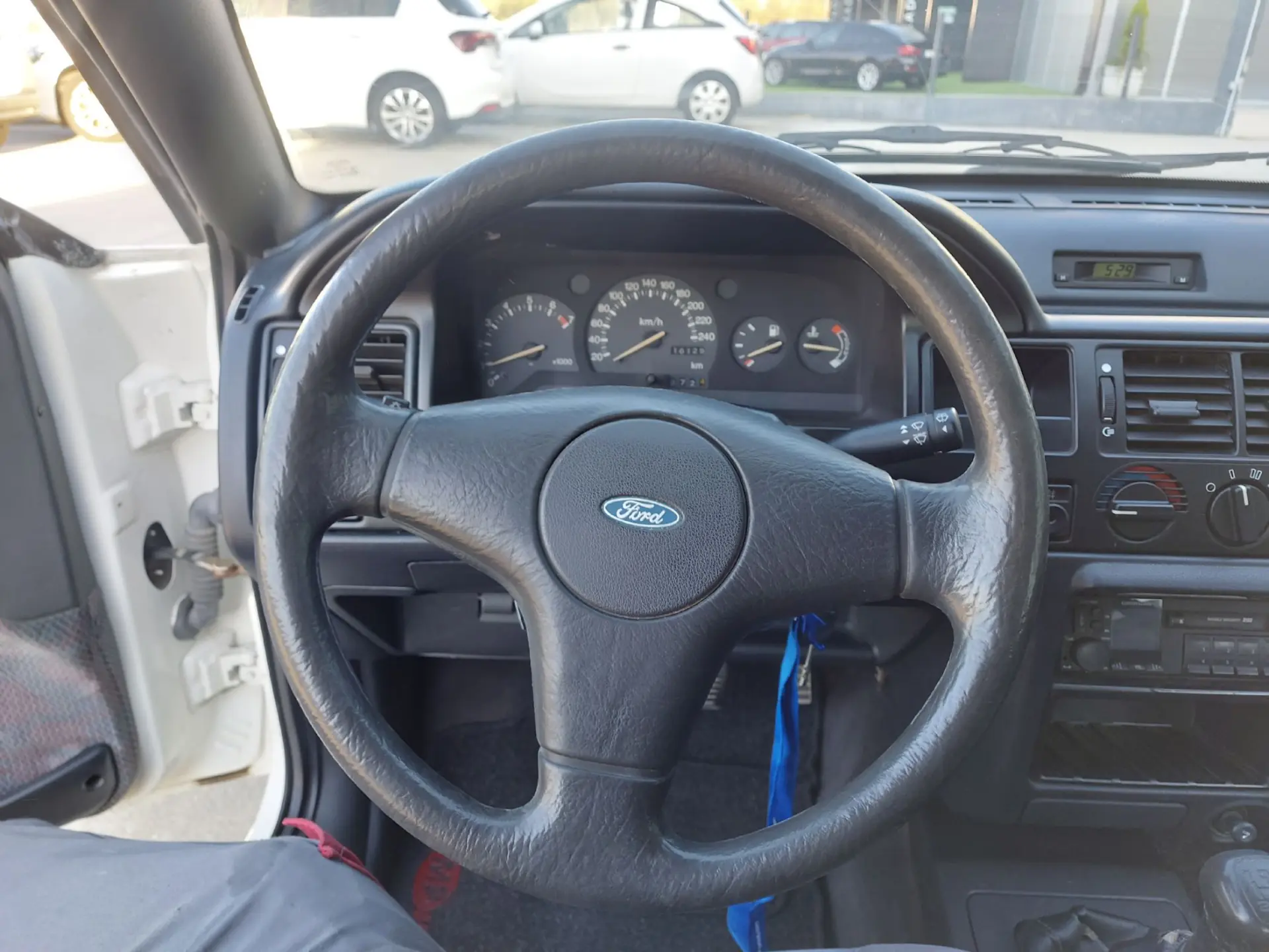 Ford Escort Cabrio 1.4 Luxury 16