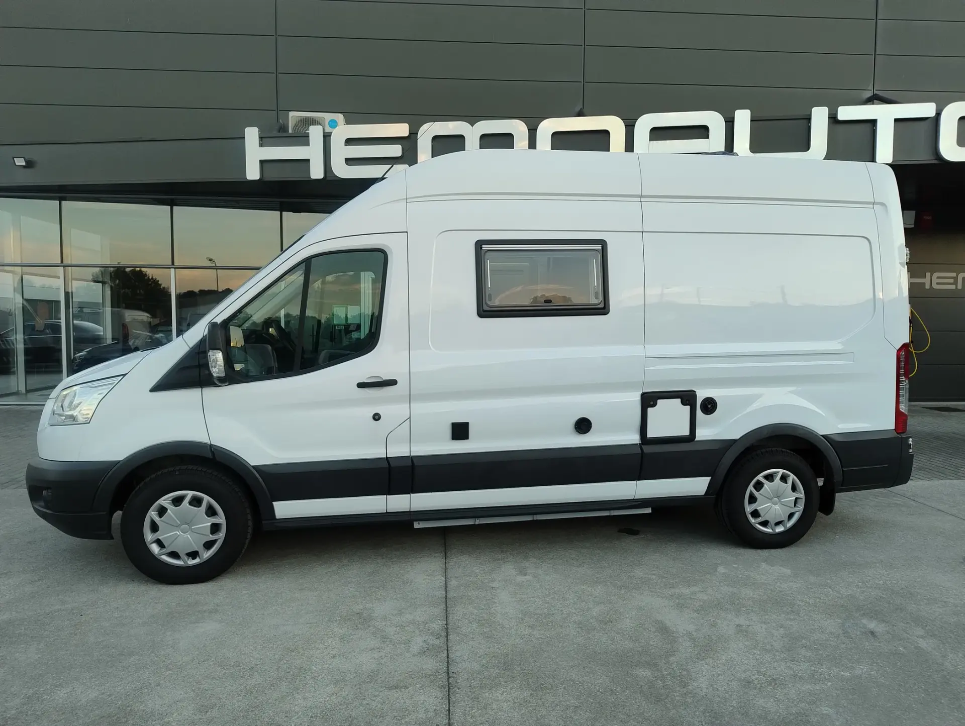 Ford Transit 350 L3 2.0 TDCi H1 CD Trend 10