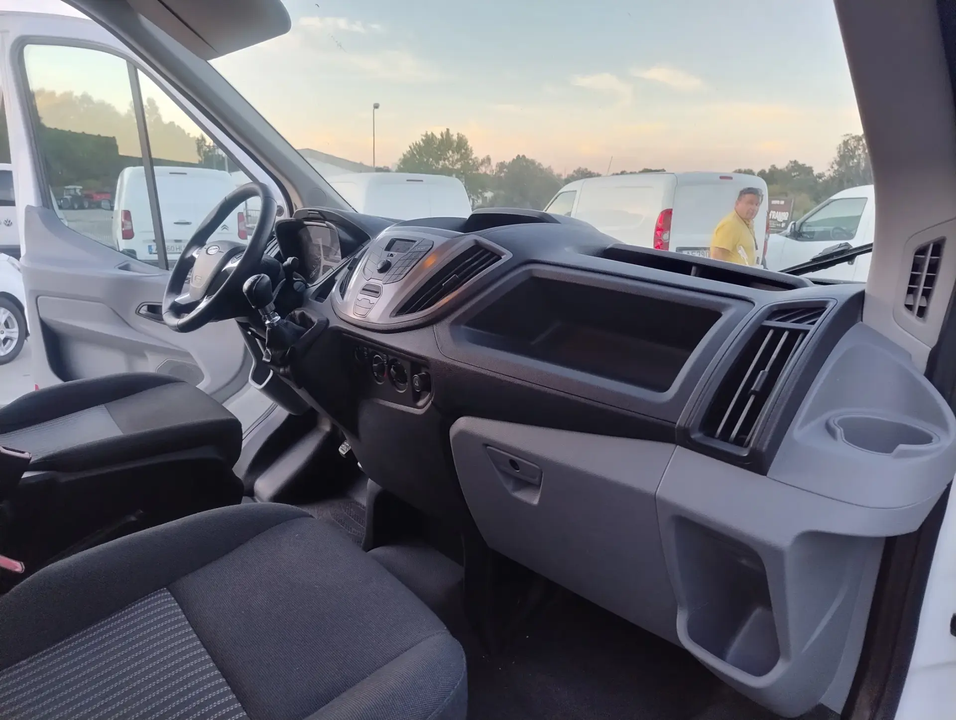 Ford Transit 350 L3 2.0 TDCi H1 CD Trend 14