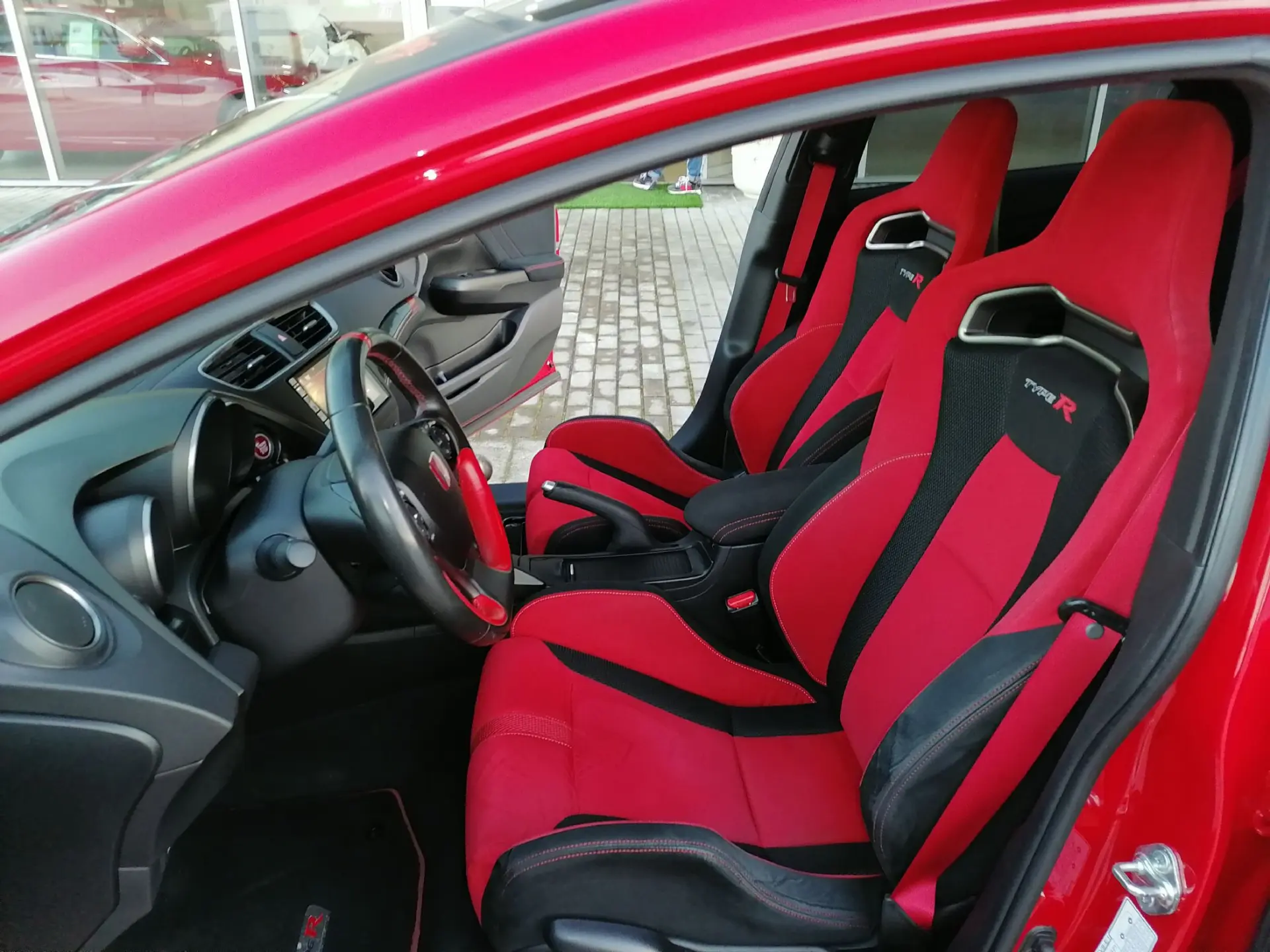 Honda Civic 2.0 i-VTEC Type-R 31