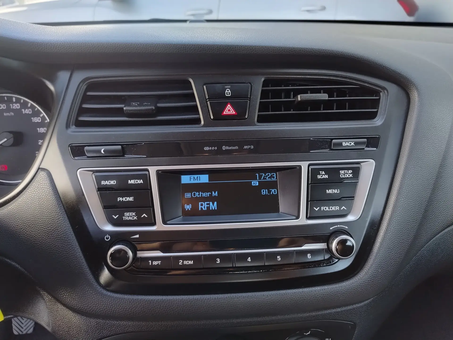 Hyundai i20 1.1 CRDi Access Plus 28