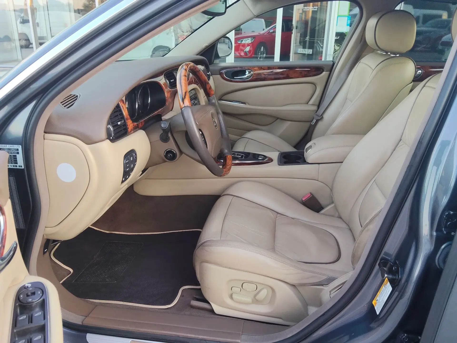 Jaguar XJ XJ6 2.7 D V6 Sovereign 19