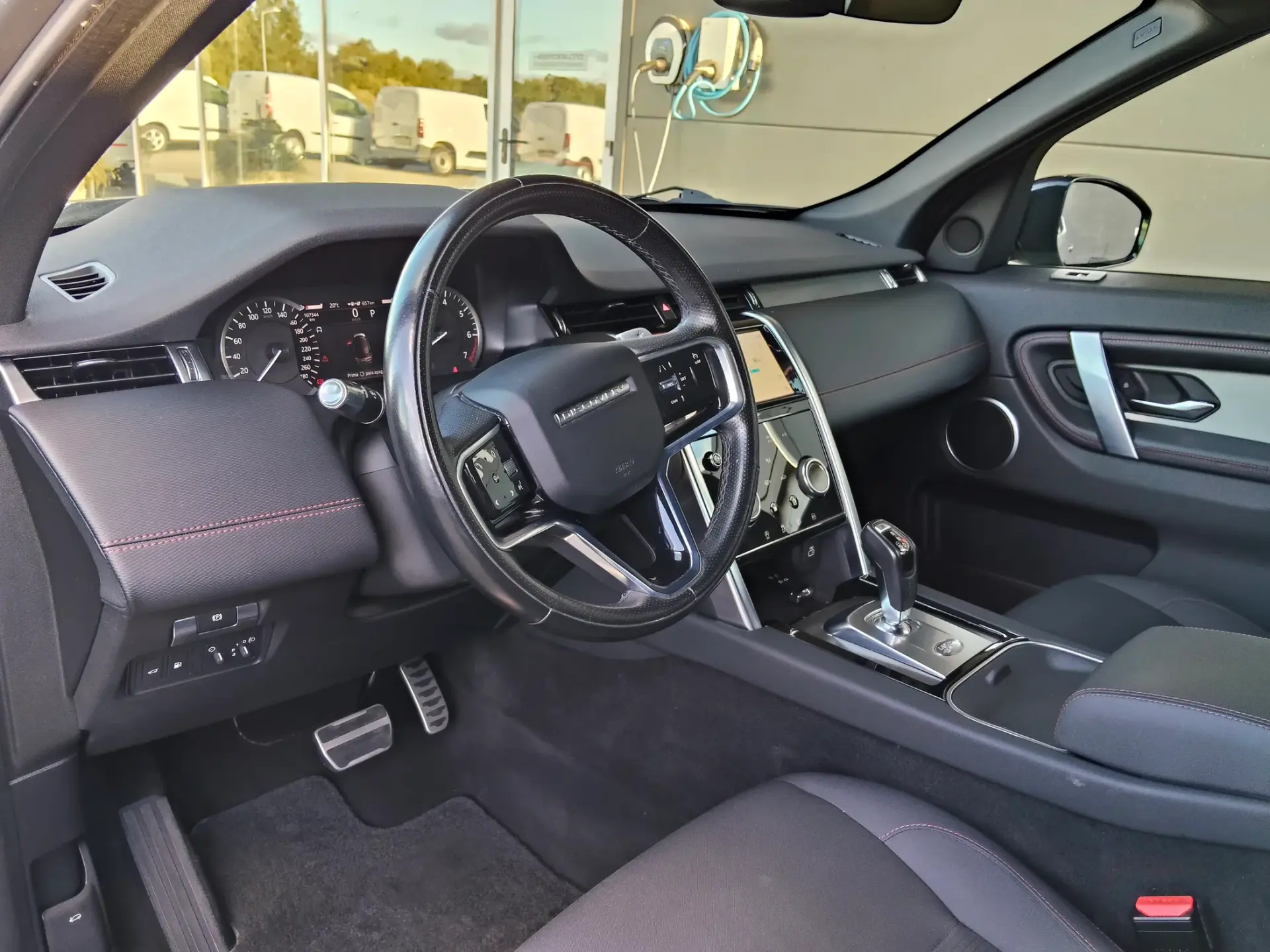 Land Rover Discovery Sport P300e AWD Dynamic SE 20