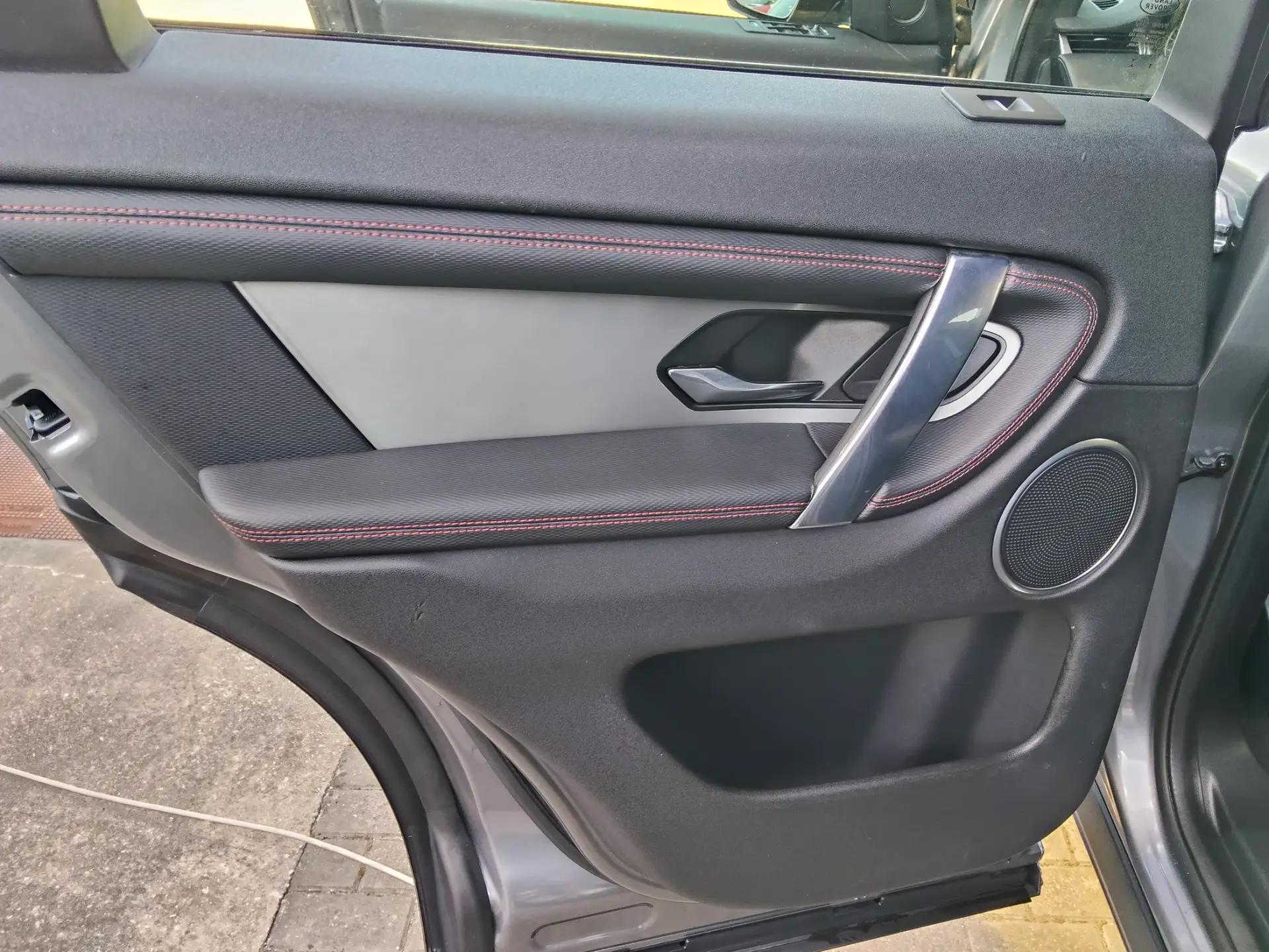 Land Rover Discovery Sport P300e AWD Dynamic SE 22