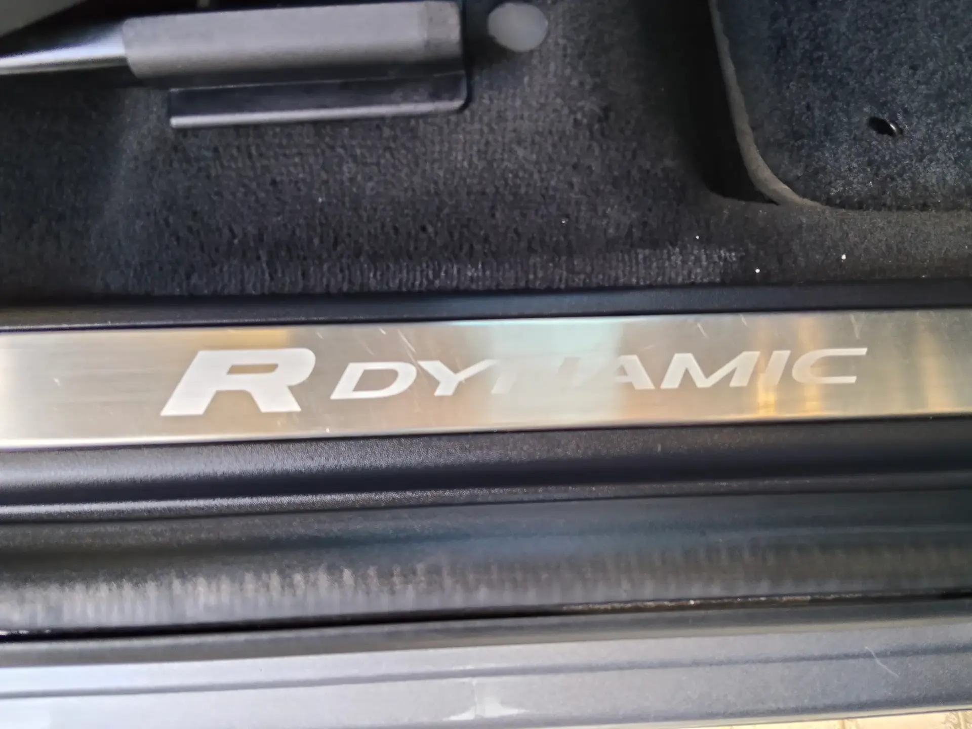 Land Rover Discovery Sport P300e AWD Dynamic SE 29