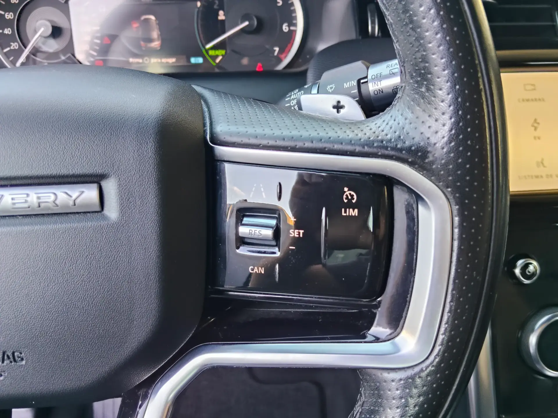 Land Rover Discovery Sport P300e AWD Dynamic SE 42