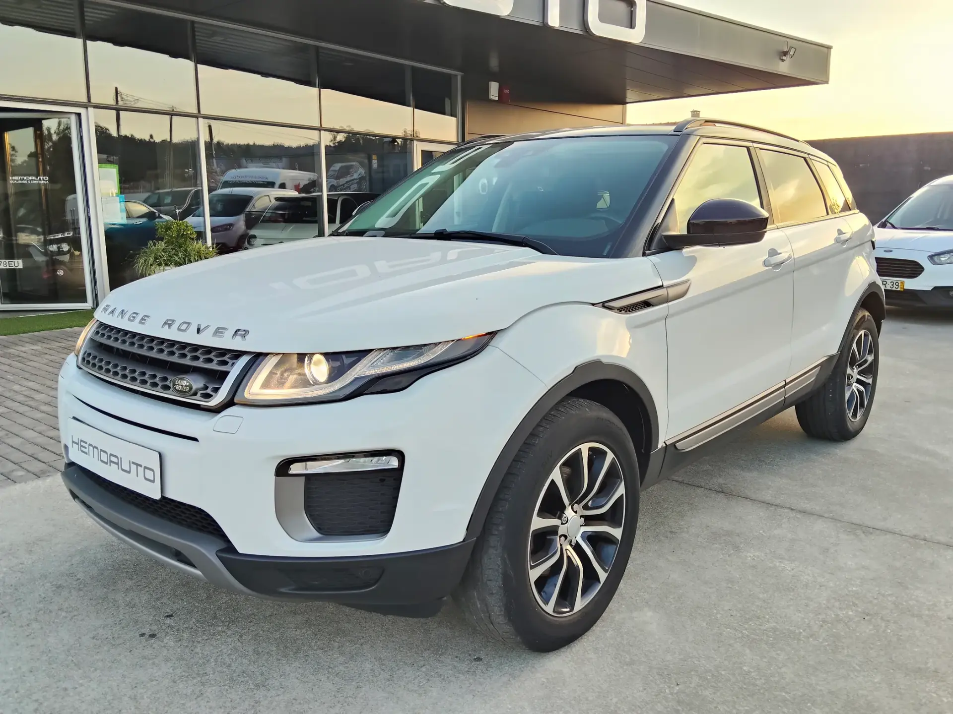 Land Rover Range Rover Evoque 2.0 TD4 HSE Dynamic Auto 2