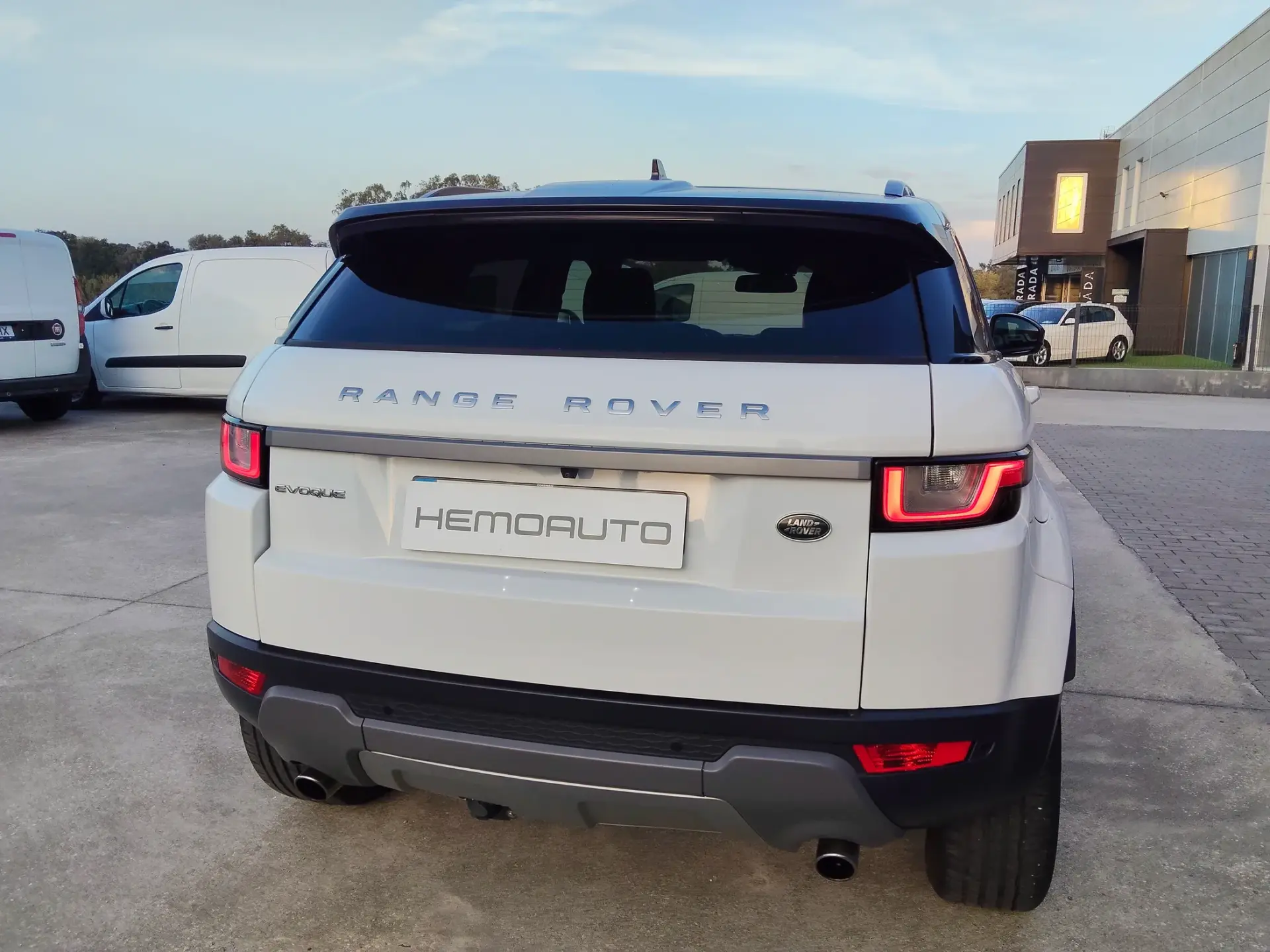 Land Rover Range Rover Evoque 2.0 TD4 HSE Dynamic Auto 8