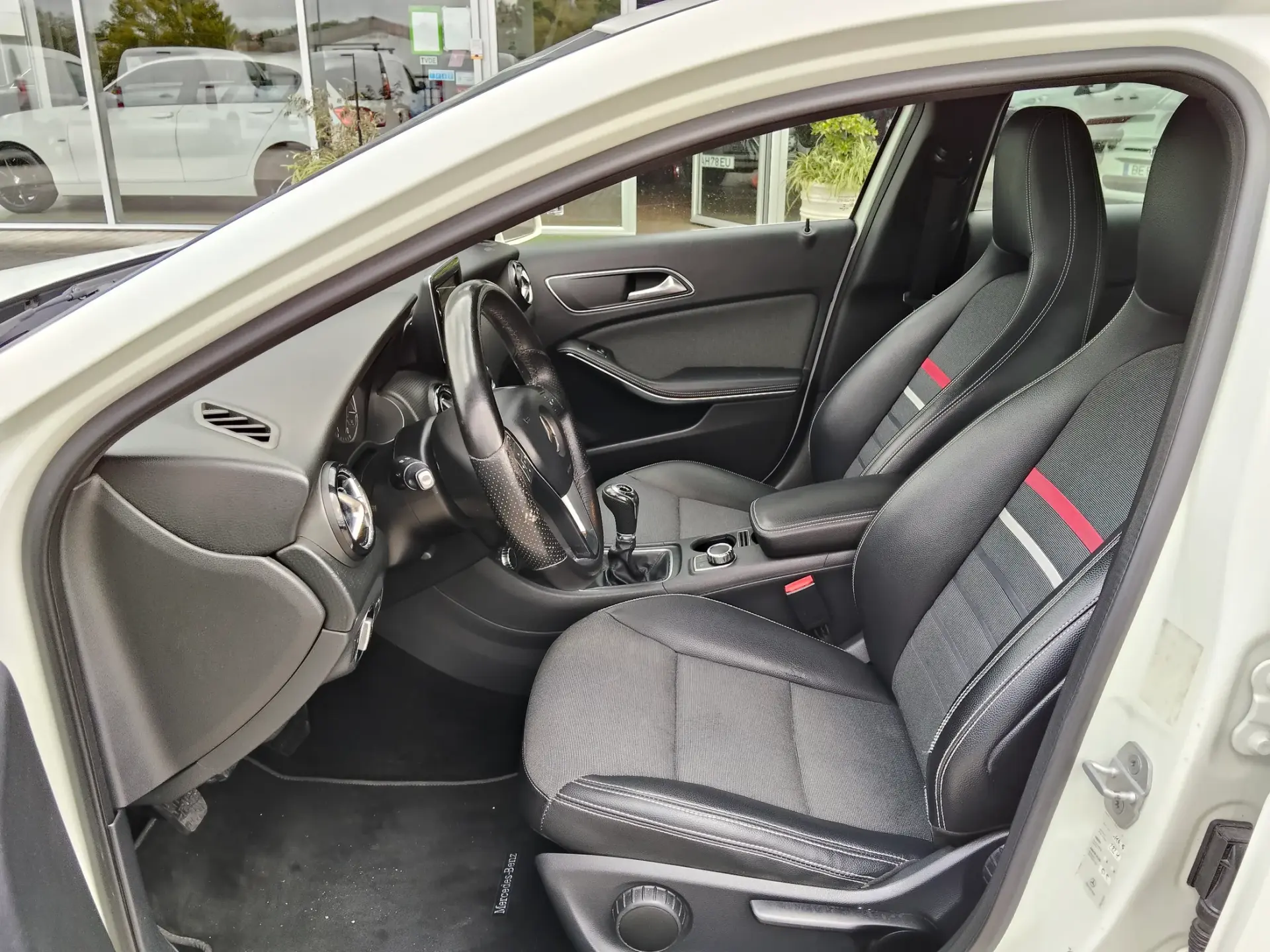 Mercedes-Benz A 180 d Urban 10