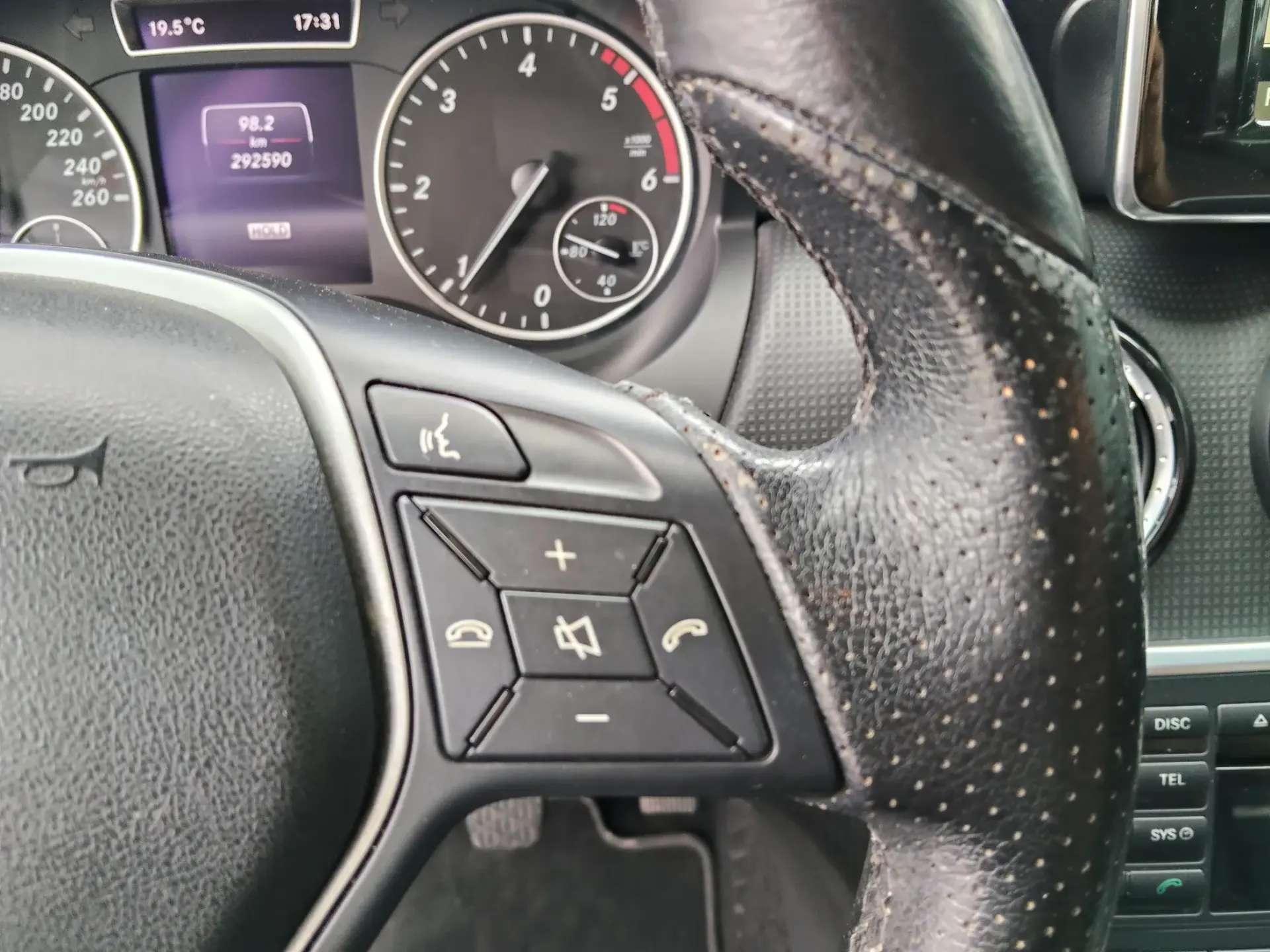 Mercedes-Benz A 180 d Urban 27