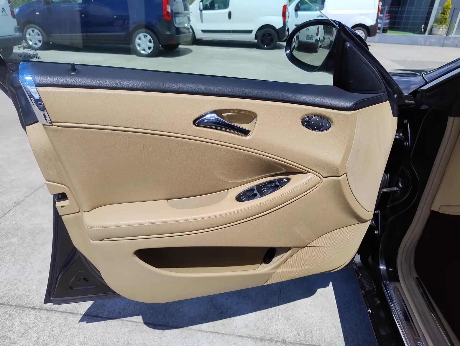 Mercedes-Benz CLS 320 CDi 12