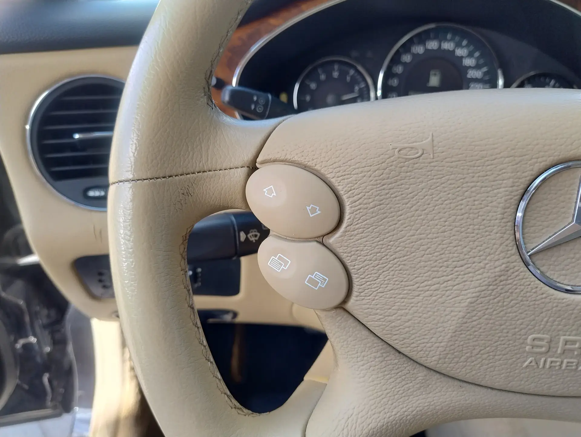 Mercedes-Benz CLS 320 CDi 34