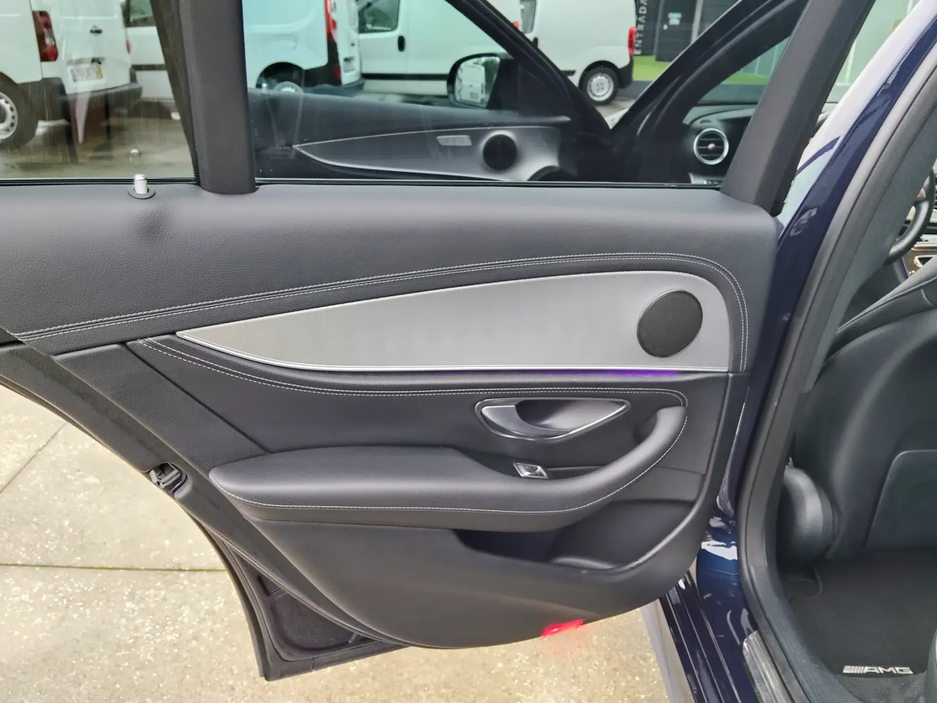 Mercedes-Benz E 220 d AMG Line 17