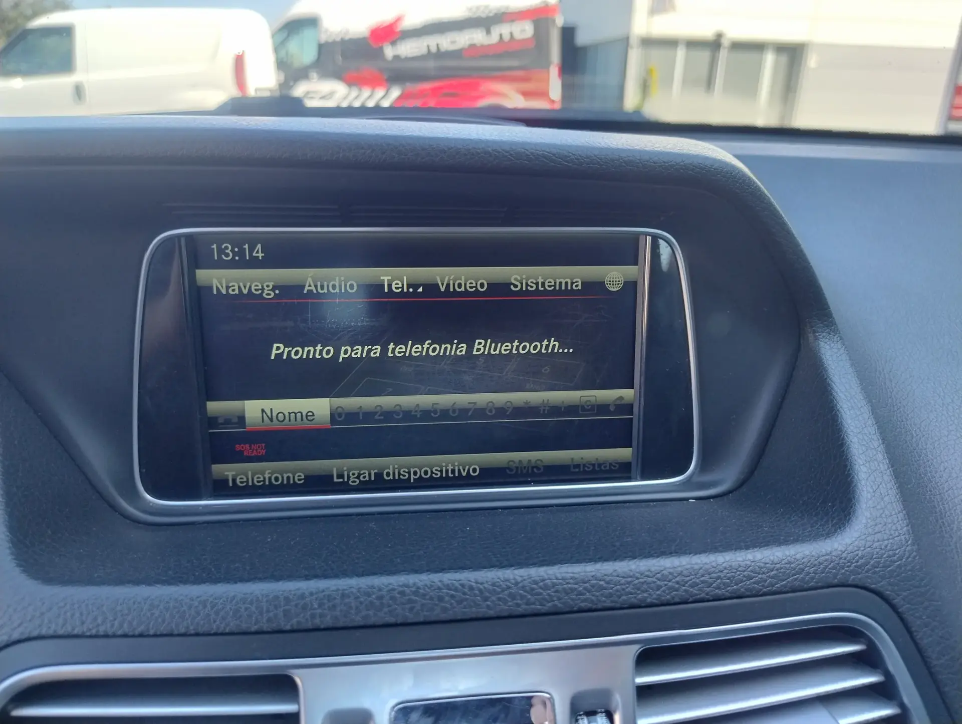 Mercedes-Benz E 250 BlueTEC Auto 26