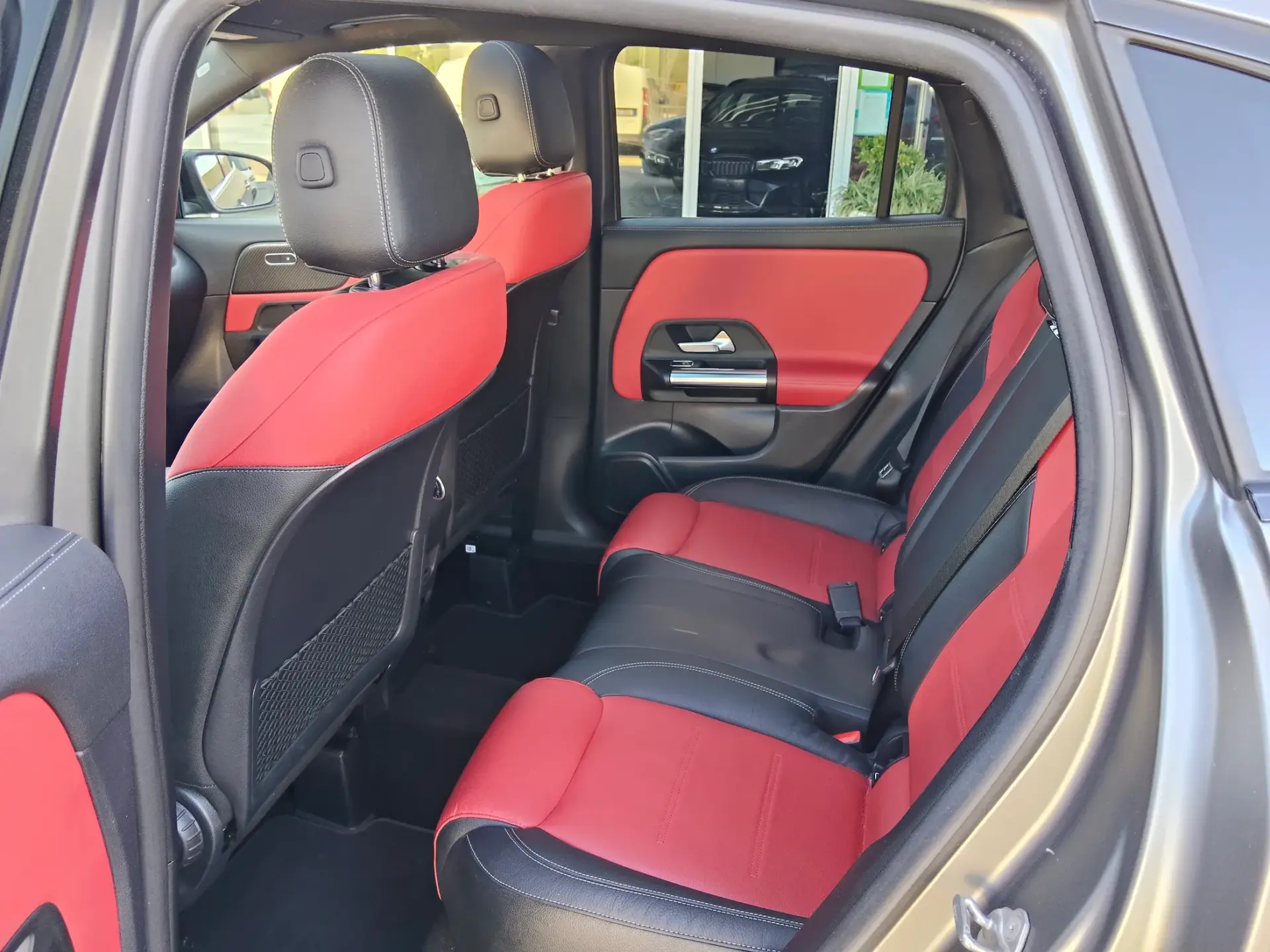 Mercedes-Benz GLA 250 AMG Line 20