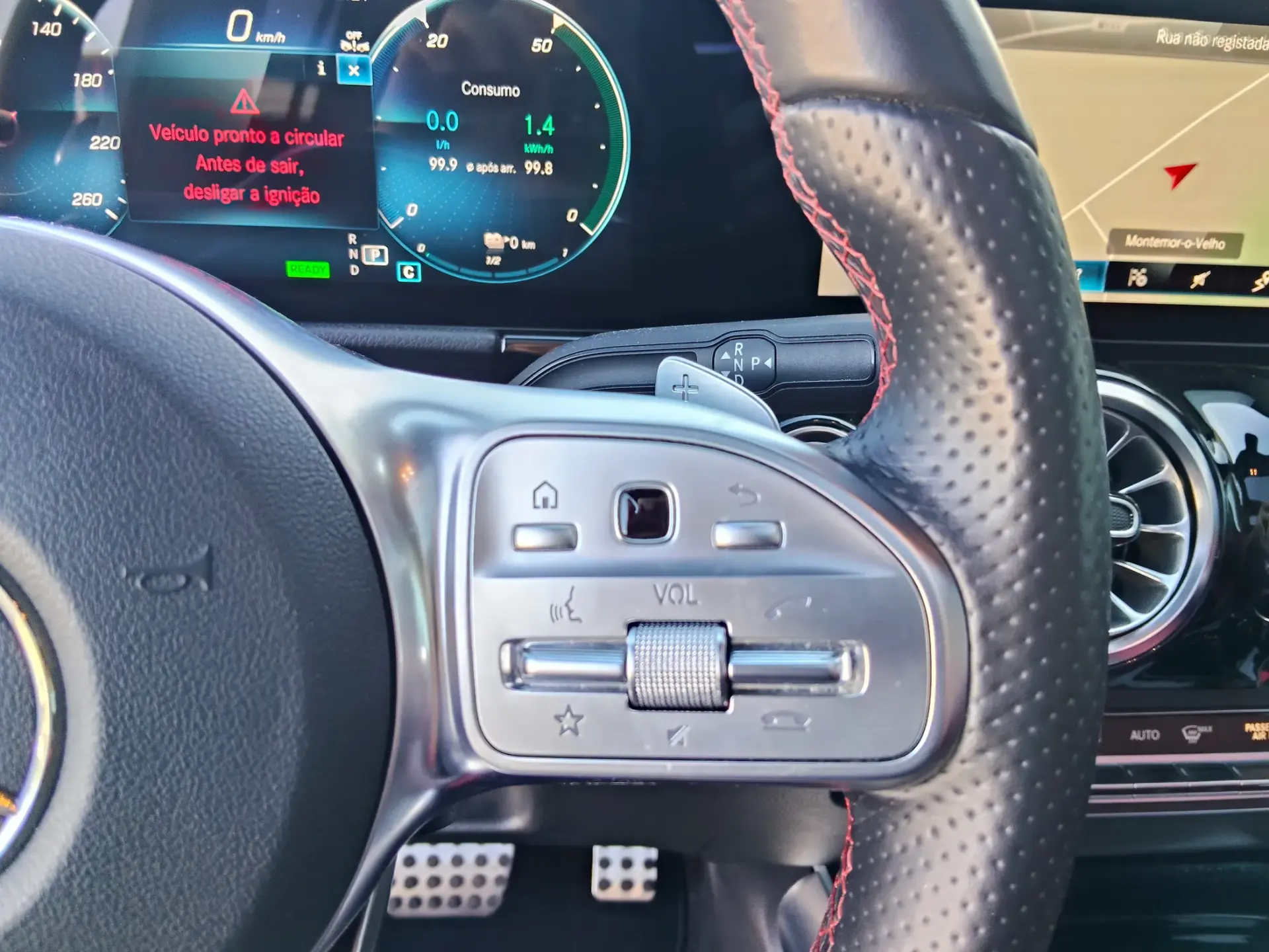 Mercedes-Benz GLA 250 AMG Line 41