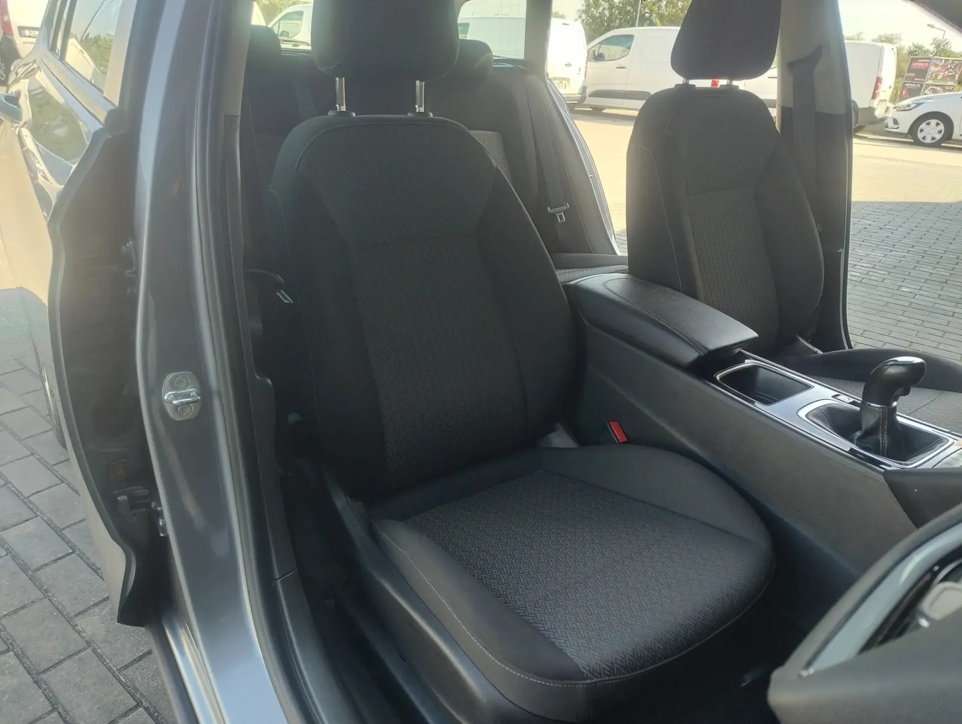 Opel Insignia Sports Tourer 1.6 CDTi Business Edition 22