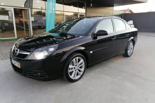 Opel Vectra 1.9 CDTI GTS 2