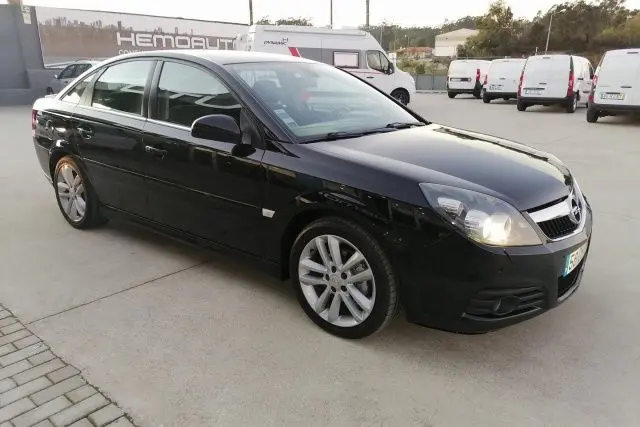 Opel Vectra 1.9 CDTI GTS 5